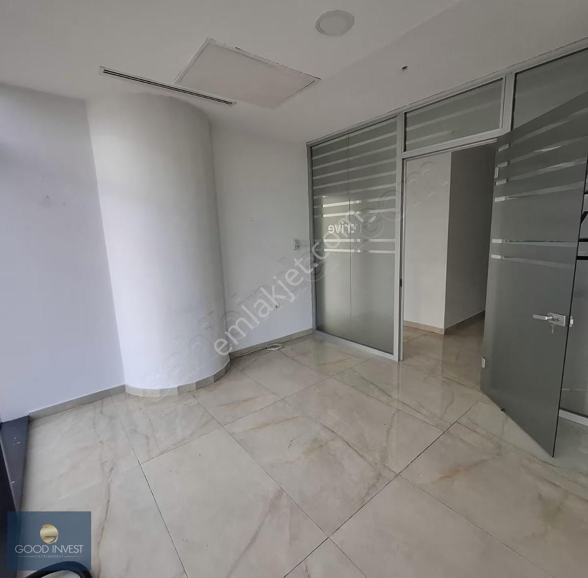 Şehrin Merkezinde Çankaya Da 1071 Usta Plazada Kiralık Köşe Ofis - Görsel 8