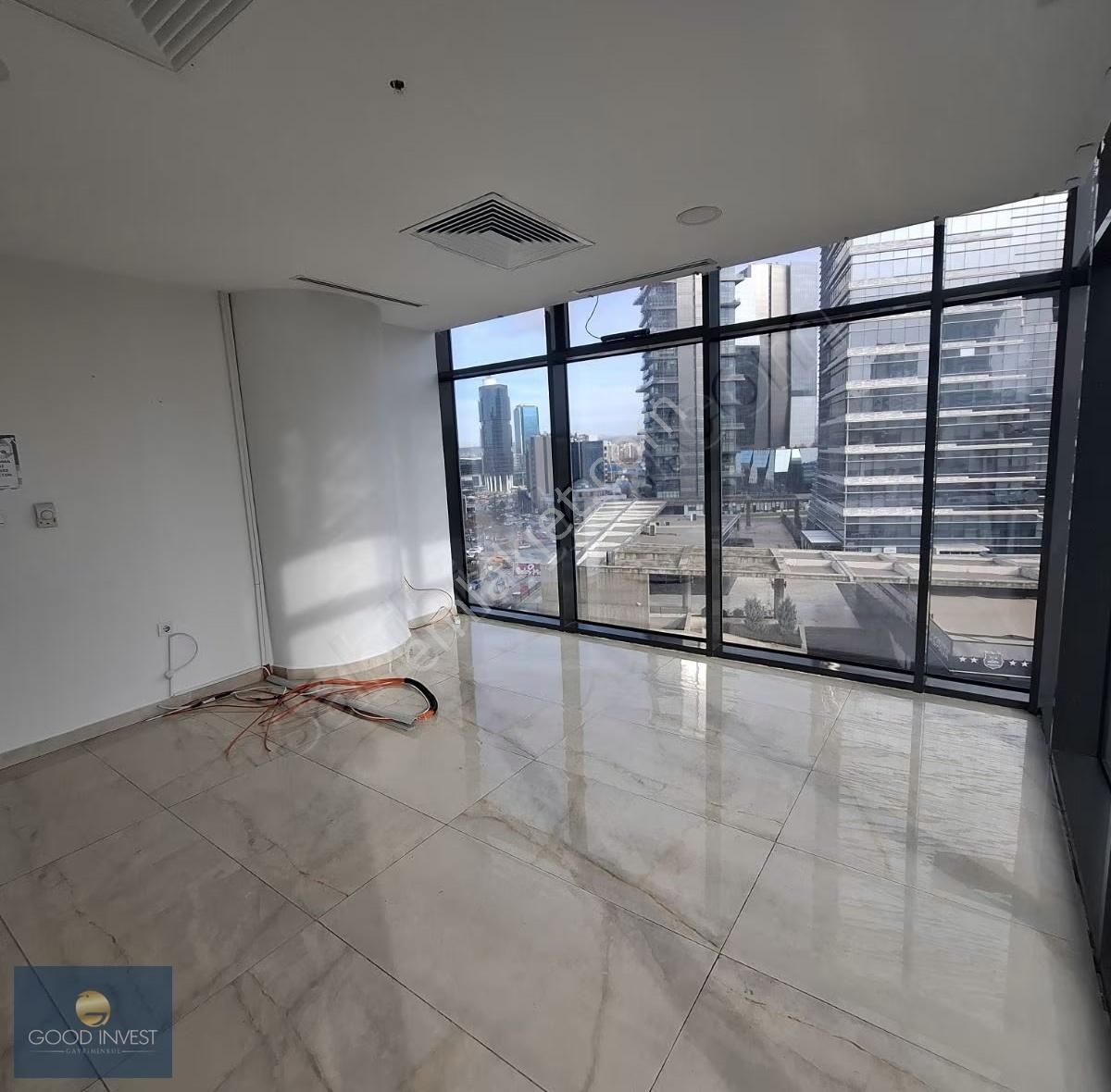 Şehrin Merkezinde Çankaya Da 1071 Usta Plazada Kiralık Köşe Ofis - Görsel 14