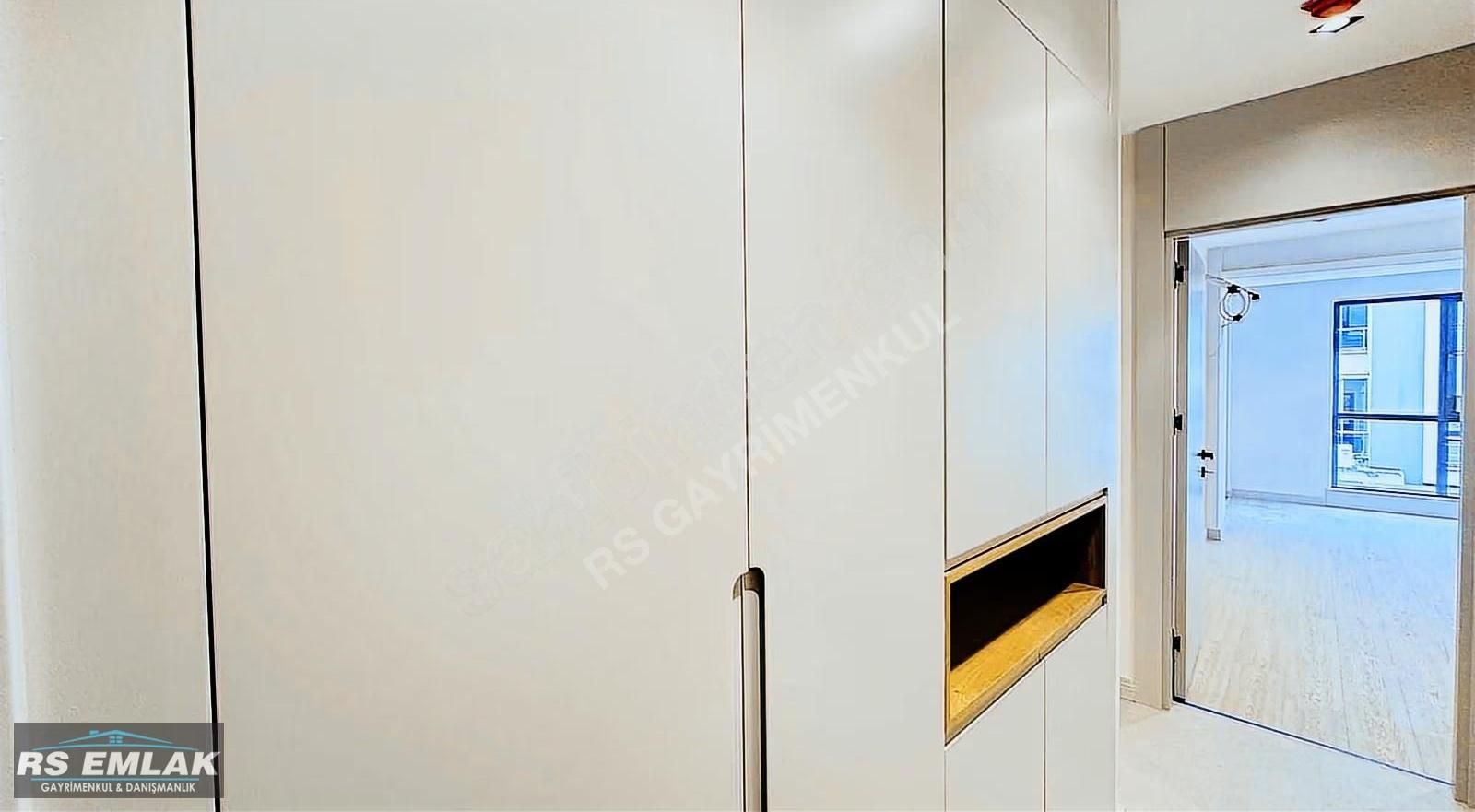 Lentus Özlüce ! Şehrin Tam Kalbinde Kiralık Lüks 1+1 Daireler... - Görsel 3
