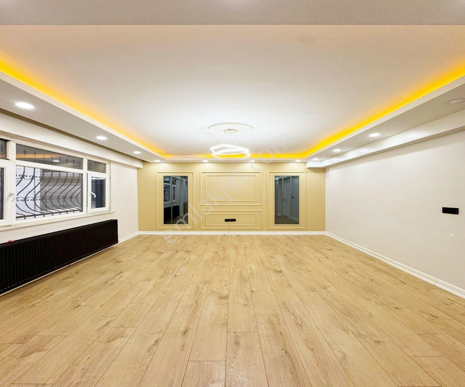 Butik Aile Sitesi İçerisinde Krediye Uygun 2+1 Acil Satılık Daire - Görsel 2