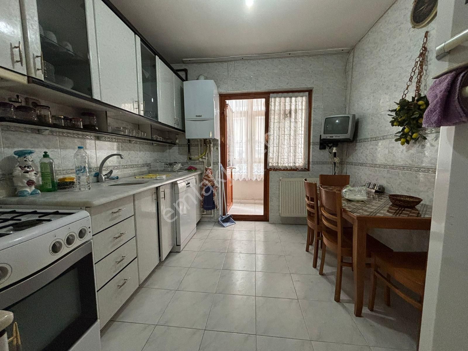 Lokman Hekim Hast. Yakını Cad. Üzeri 3+1 Bağımsız 1.kat Konumlu - Görsel 4