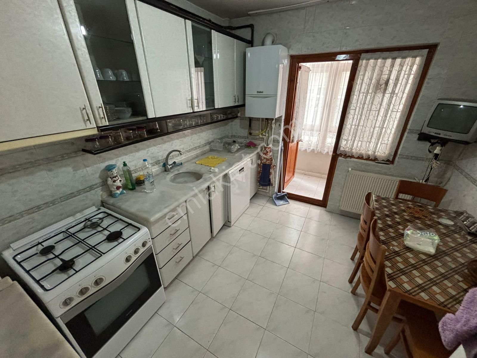 Lokman Hekim Hast. Yakını Cad. Üzeri 3+1 Bağımsız 1.kat Konumlu - Görsel 8