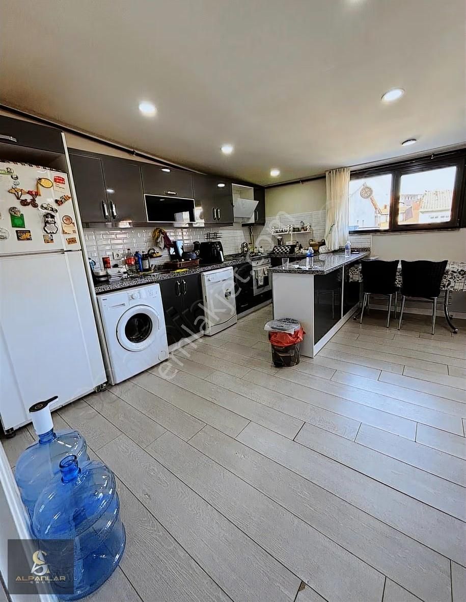 Sefaköy Gültepe Mah.4+2 Dublex 190m2 Satılık Daire - Görsel 31
