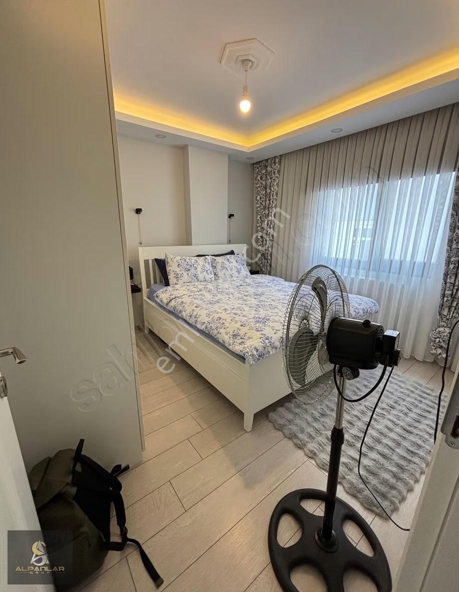 Sefaköy Gültepe Mah.4+2 Dublex 190m2 Satılık Daire - Görsel 3