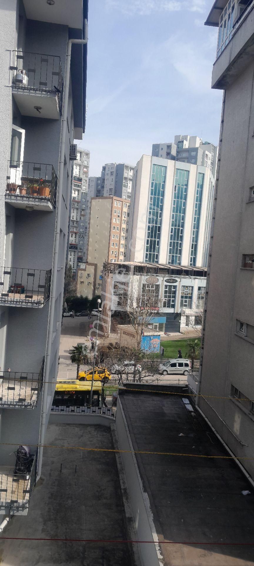 Son Kat Bakımlı Kombili Manzaralı Satılık Daire - Görsel 12
