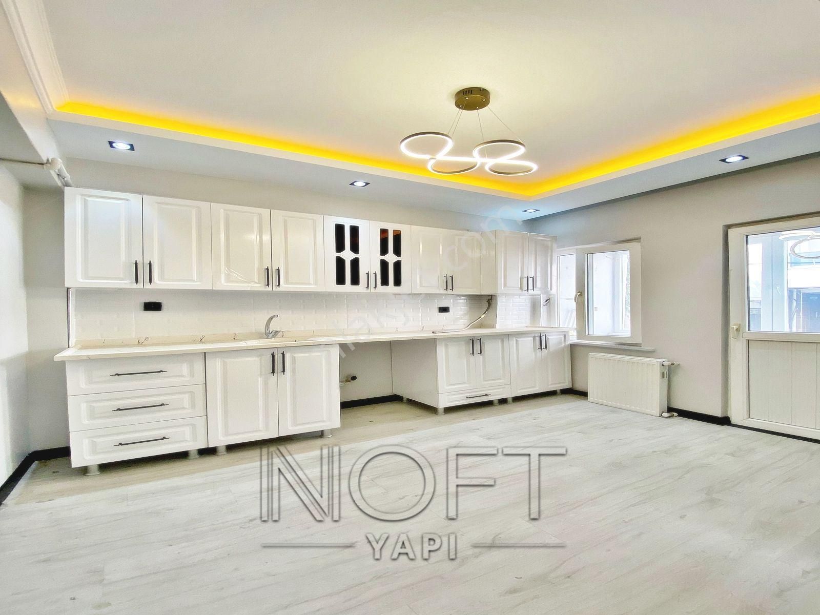 Esenyurt Kıraç Hürriyet Mahallesi 3+1 130 M² Satılık Kelepir Daire Tek Daire Üzeri 2.kat Full Dekor