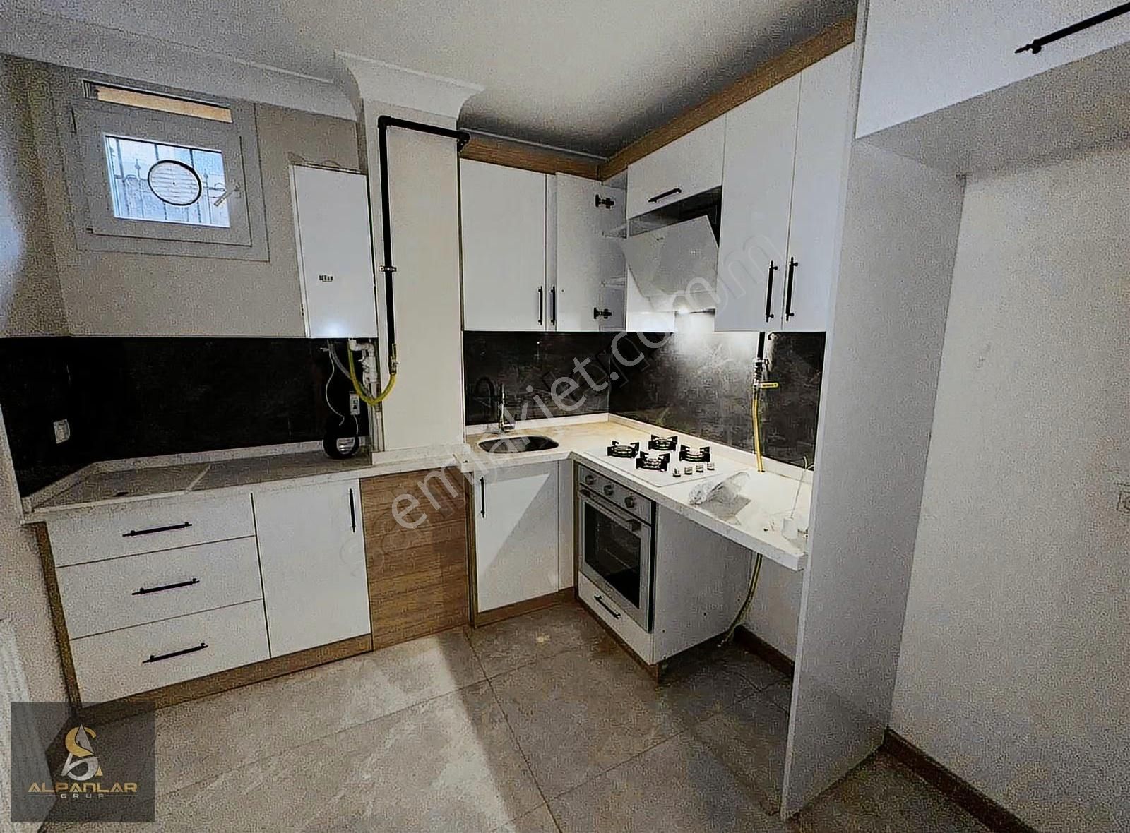 Alpanlar'dan Cumhuriyet Mah 1+1 Sıfır Asansörlü Lüks Daire - Görsel 18
