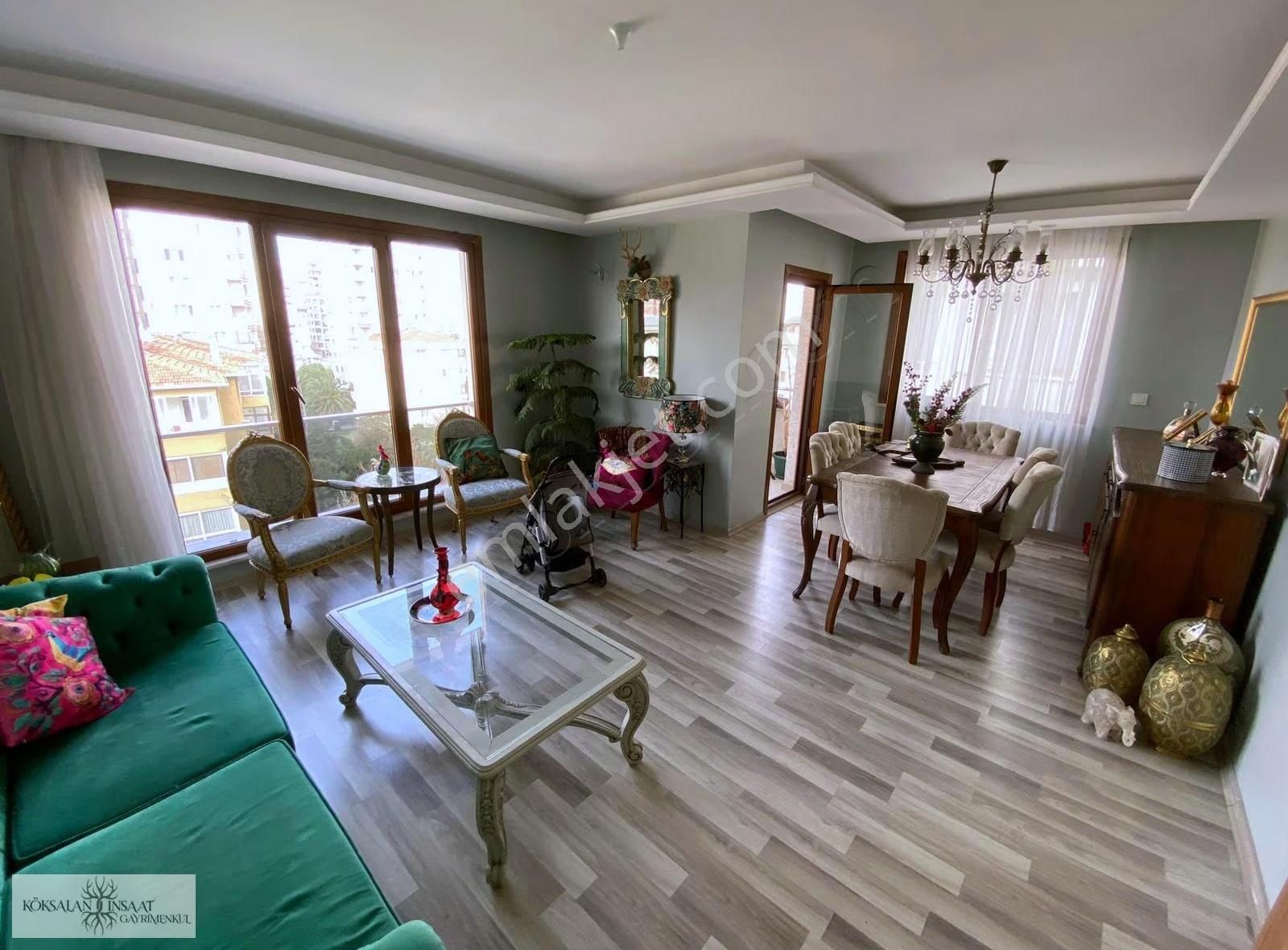 Köksalan'dan Bostancıya Komşu Minibüse 4.bina Ön Cephe Yeni 3+1
