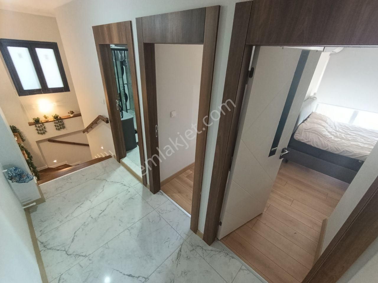 Yetkili - Pınarbaşında Deniz Manzaralı 4 Banyolu Tam Müstakil 4+1 Villa - Görsel 14