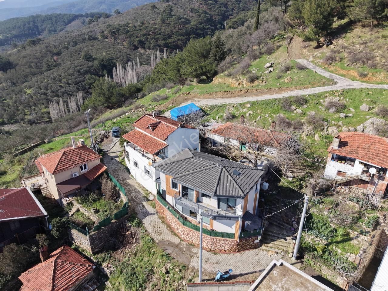 Yetkili - Pınarbaşında Deniz Manzaralı 4 Banyolu Tam Müstakil 4+1 Villa - Görsel 34