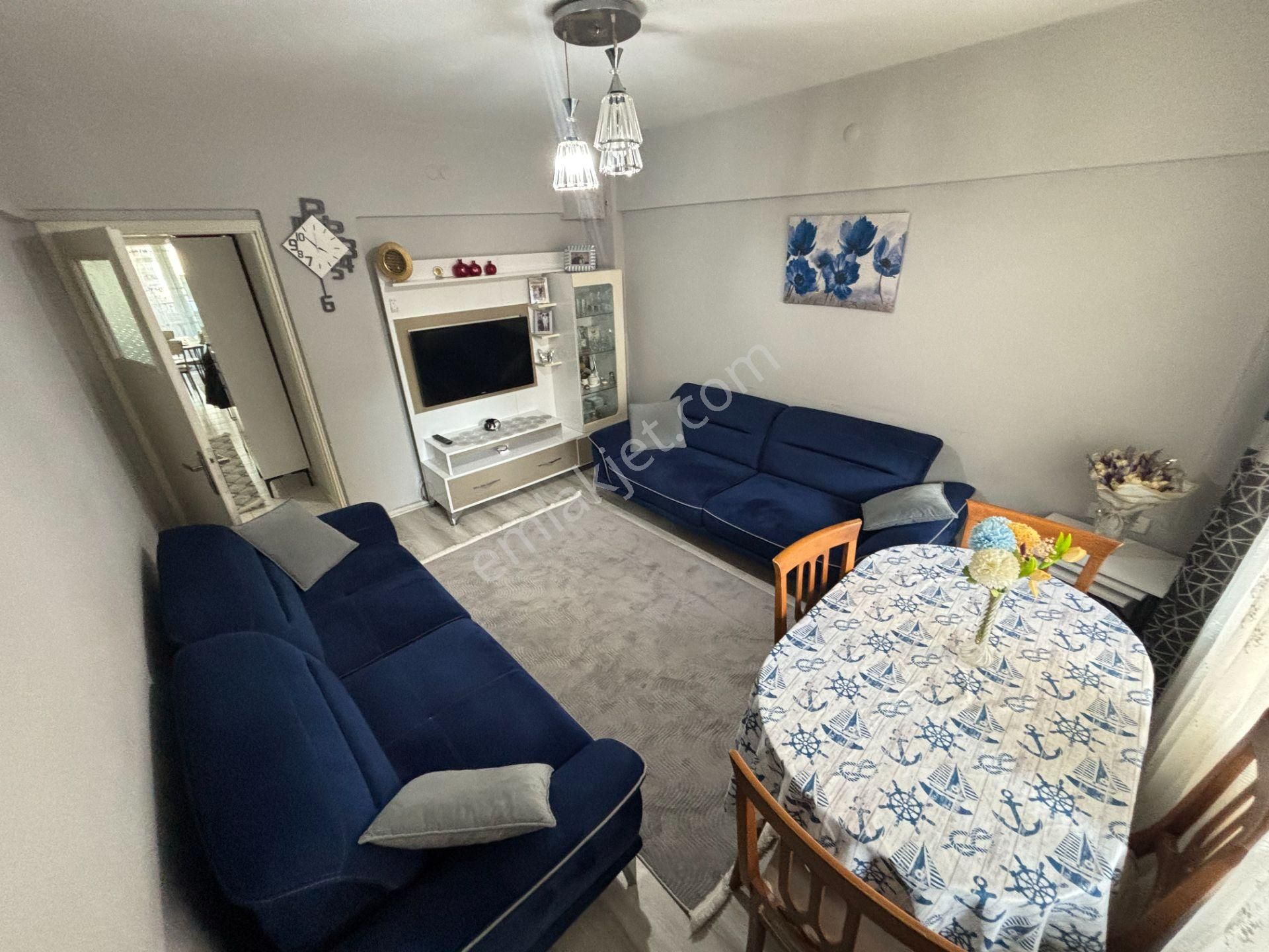 ▀mera Emlaktan Diş Hast Yakını 2+1 Ayrı Mutfak Çift Cephe Daire