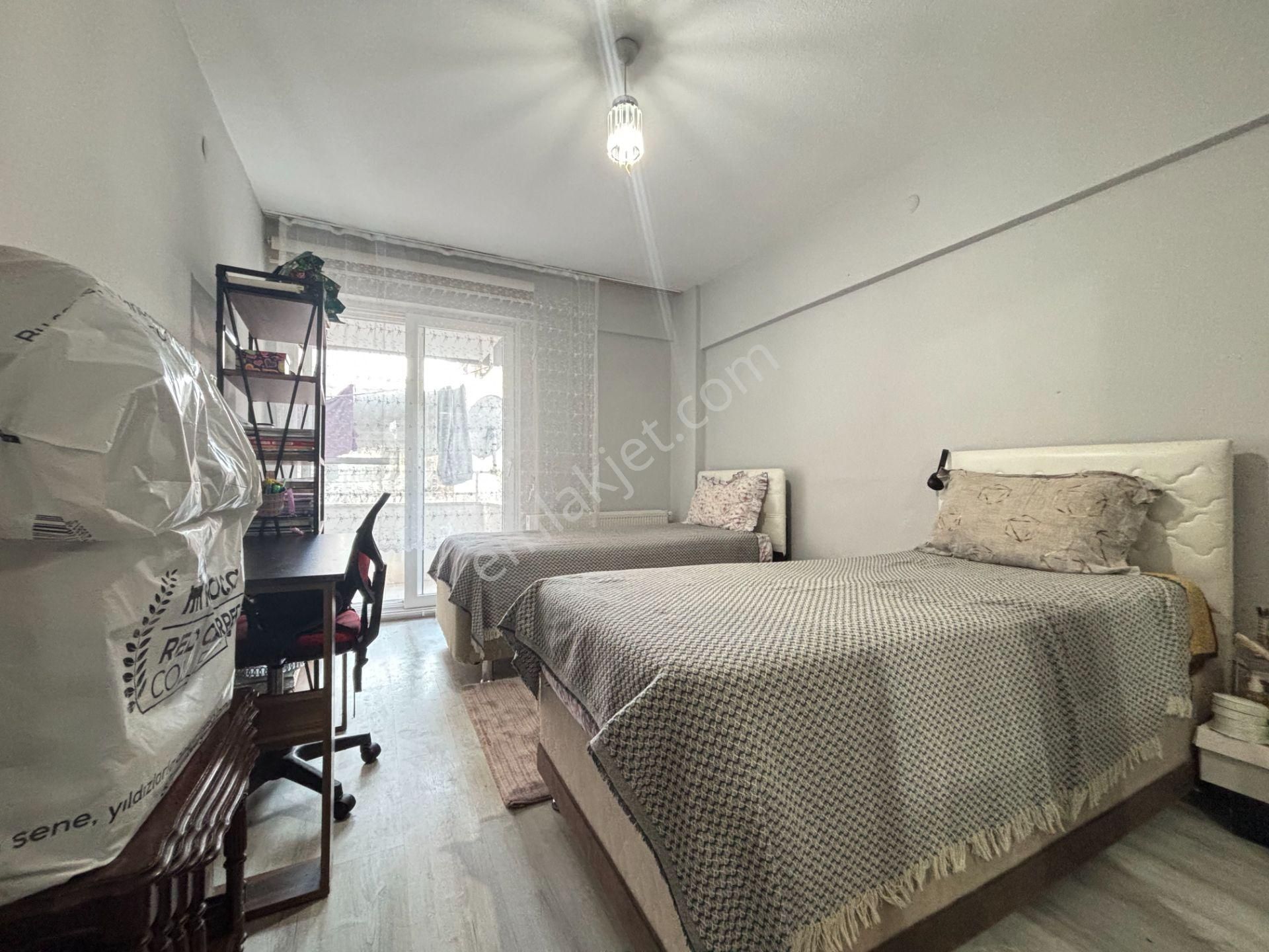 ▀mera Emlaktan Diş Hast Yakını 2+1 Ayrı Mutfak Çift Cephe Daire - Görsel 7