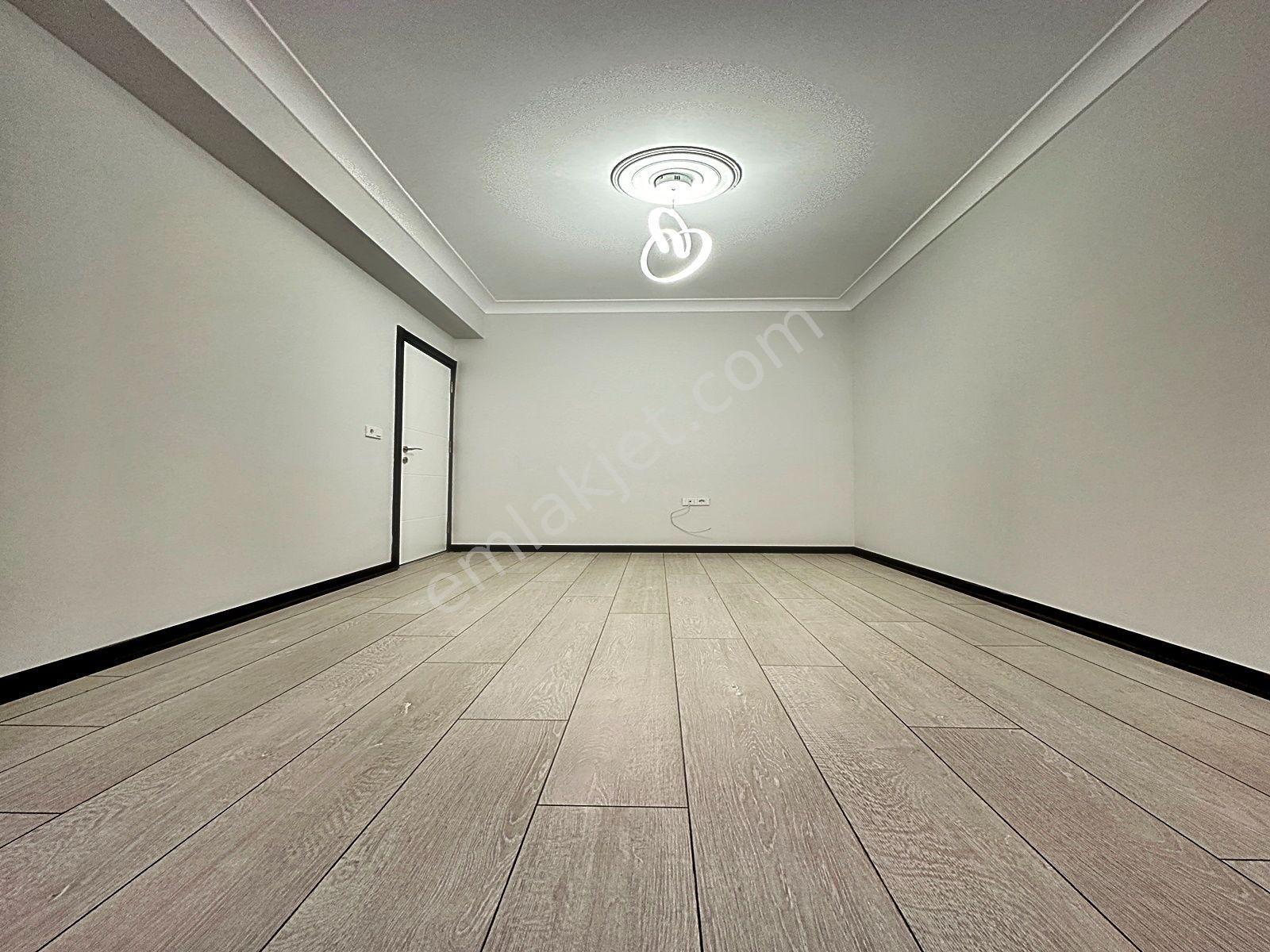 Beylikdüzü Yakuplu Mahallesinde Sıfır Arakat Balkonlu 2+1 Daire - Görsel 13