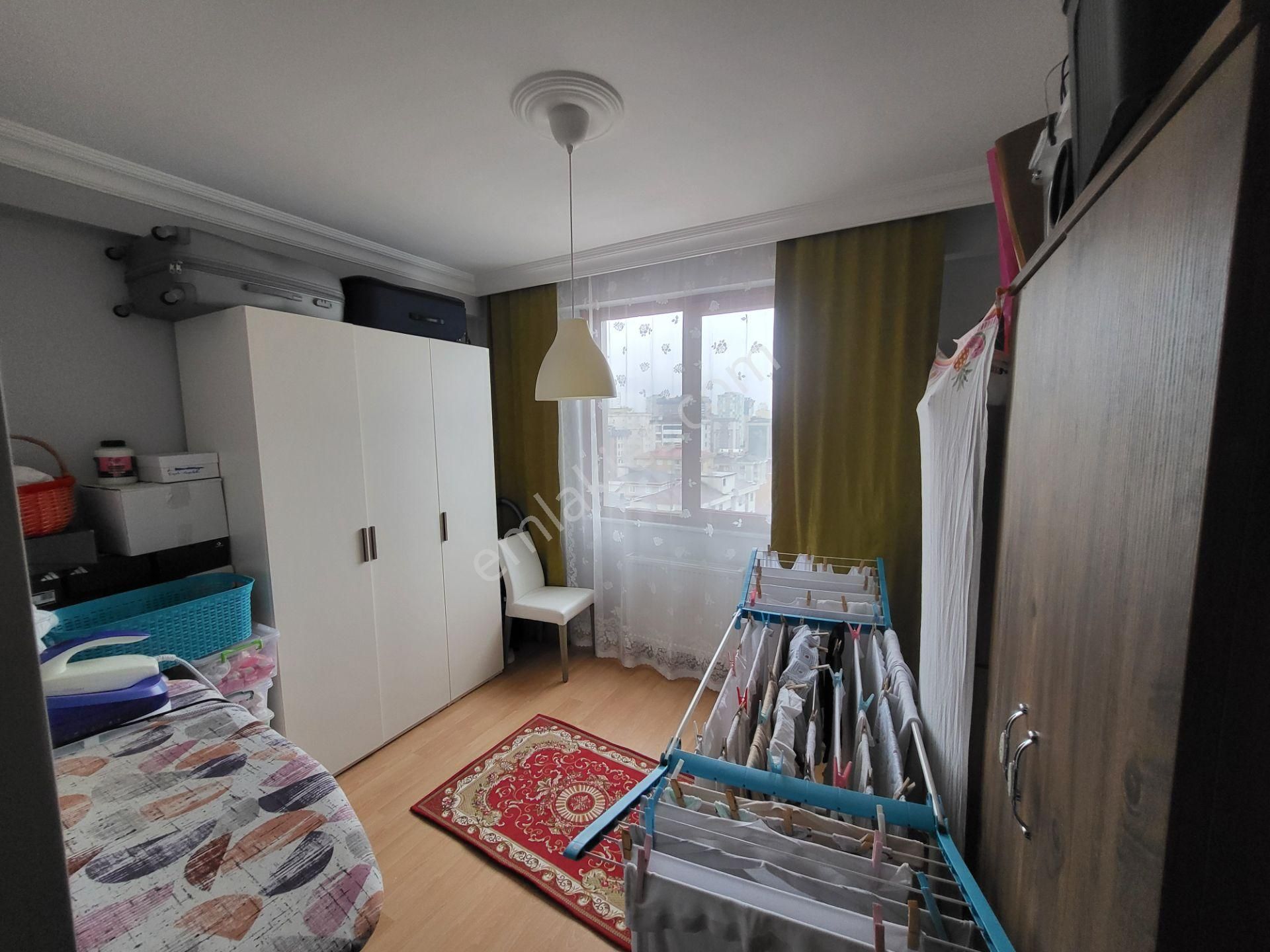 Ümraniye'de 2+1, 70m² Net, Güney Cephe, Eşyasız Kiralık Daire - Görsel 15