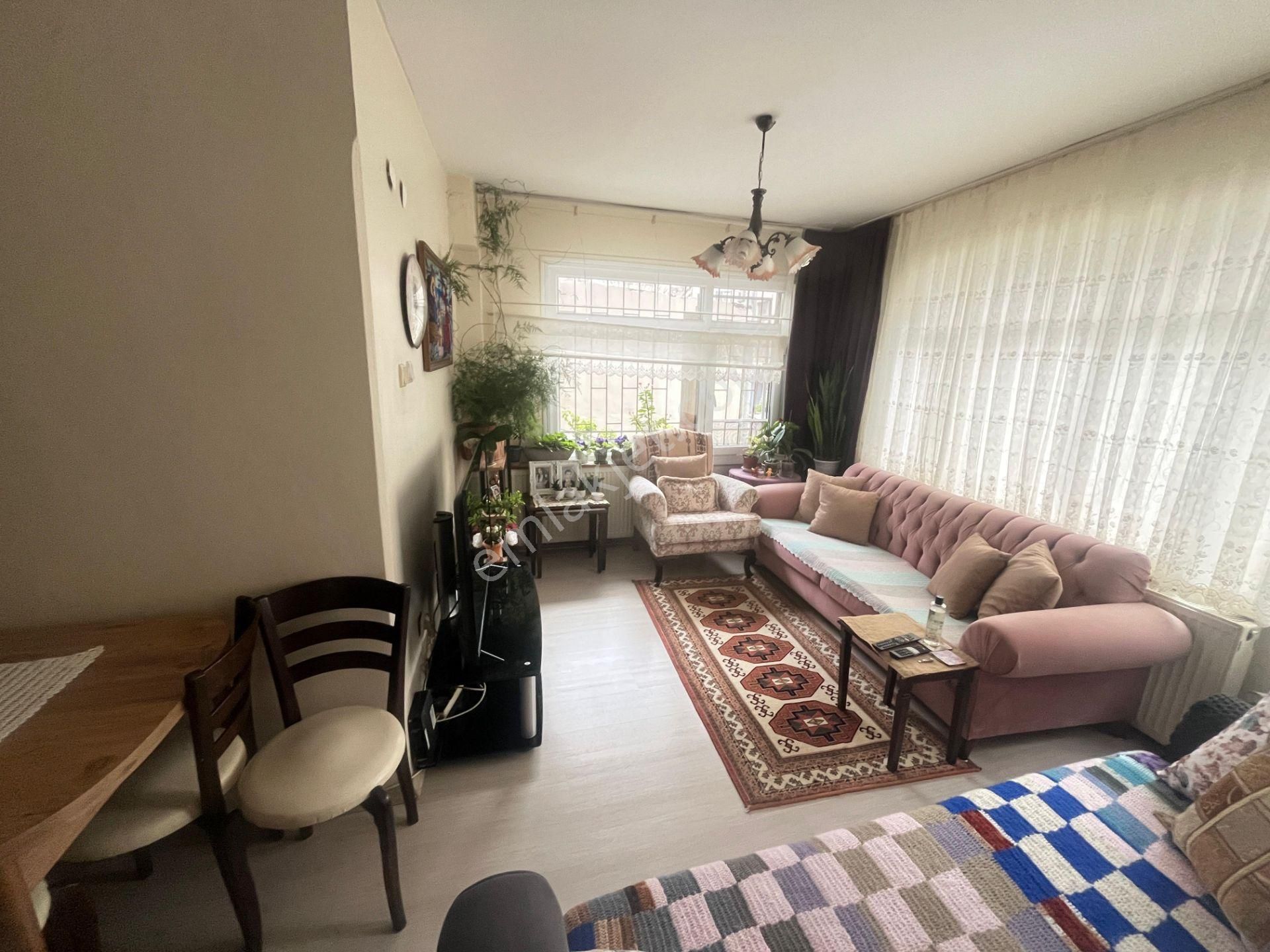 Üsküdar Ayazmada Muhteşem Lokasyonda 2+1 Ara Kat 90m² - Görsel 21