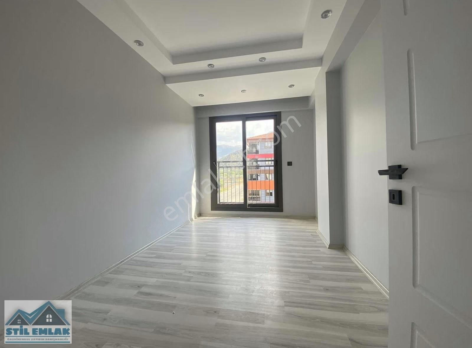 Salihli Satılık 3+1 Özel Otoparklı Daire Kurtuluş Mh. Gümüş Çayı - Görsel 16