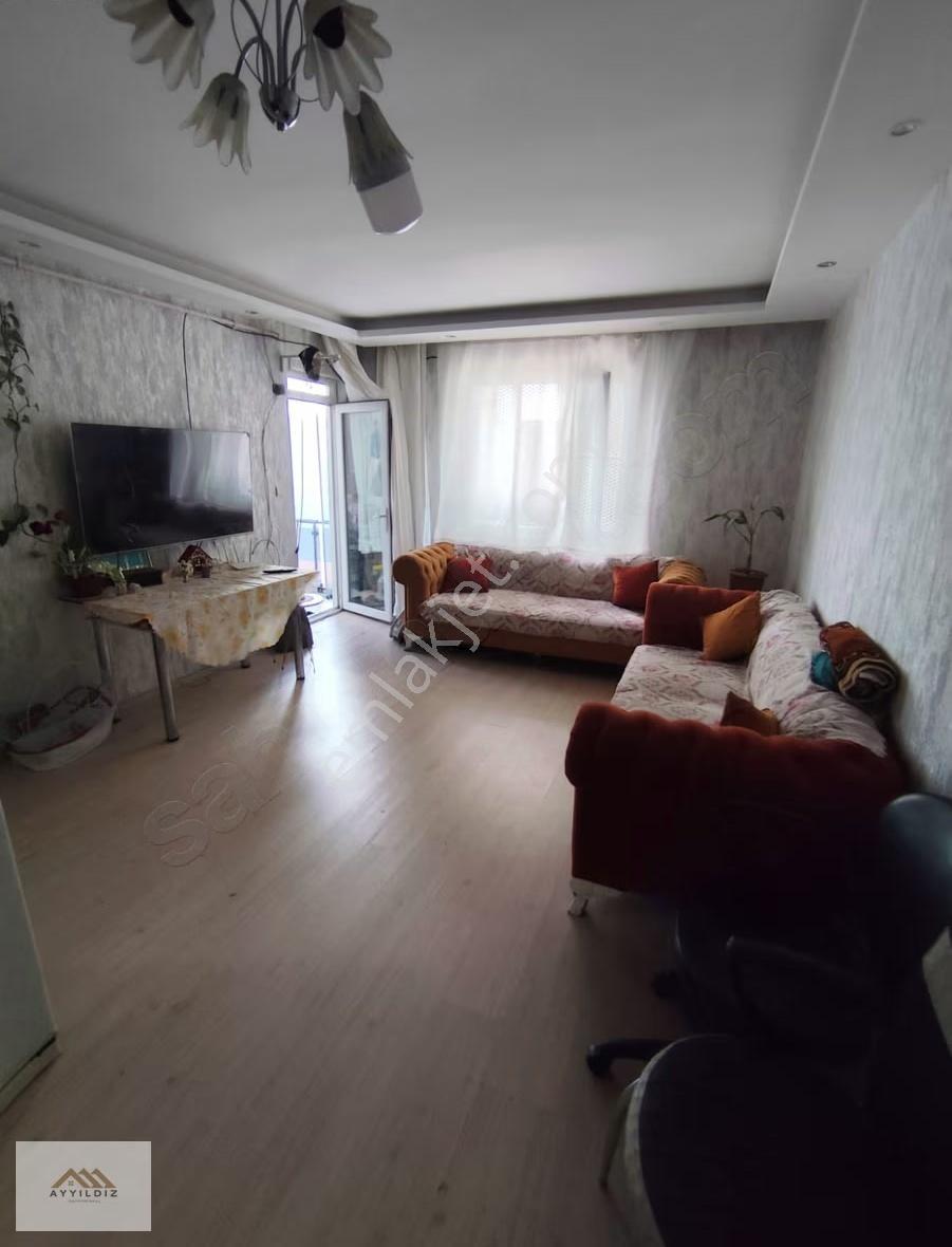 Ayyıldız Emlaktan 2+1 Aile Tipi Çift Cepheli Ara Kat Uygun Fiyat