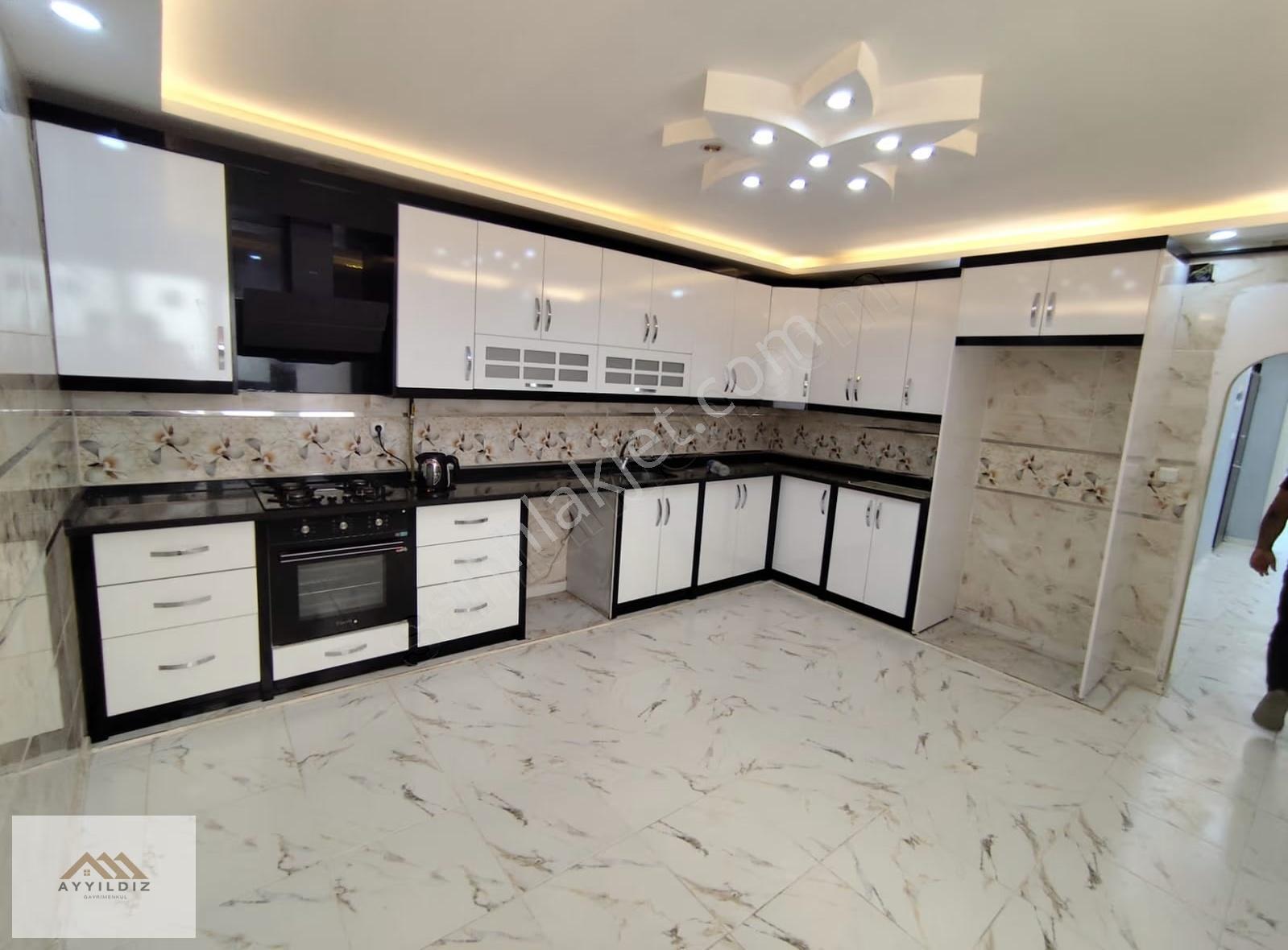 Ayyıldız Emlaktan Cadde Üzeri 120 M2 Mustakil Garaj Üstü Daire - Görsel 18