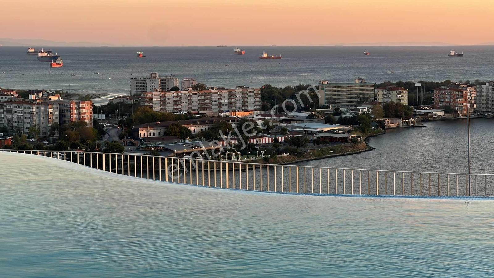 Göze Emlaktan Satılık Site İçerisinde 1+1 Manzaralı Daire - Görsel 25