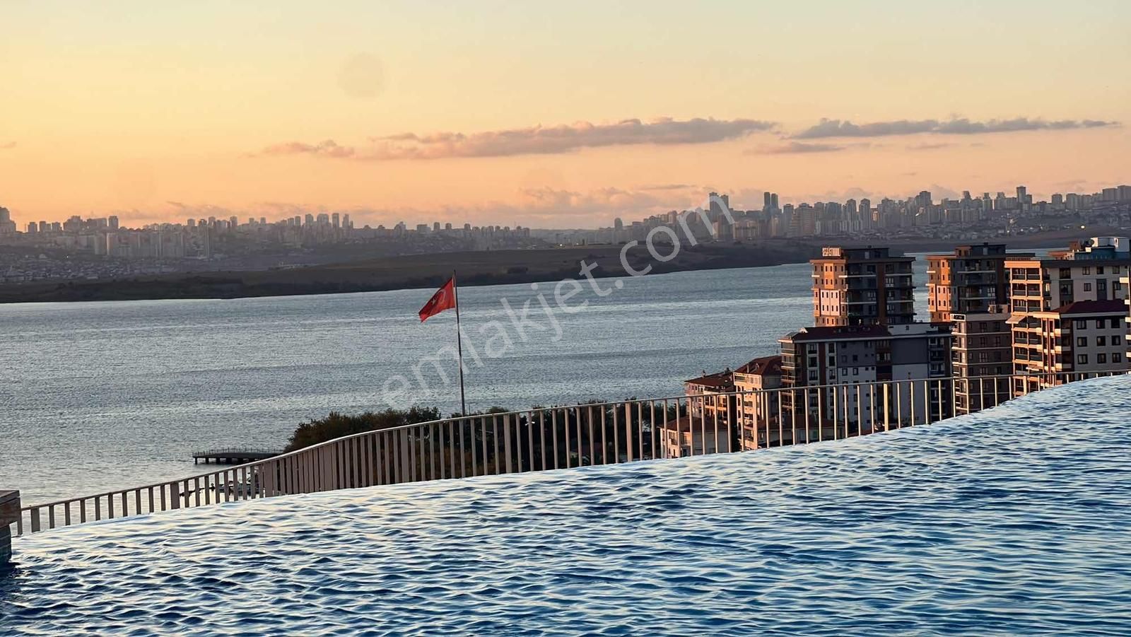 Göze Emlaktan Satılık Site İçerisinde 1+1 Manzaralı Daire - Görsel 26