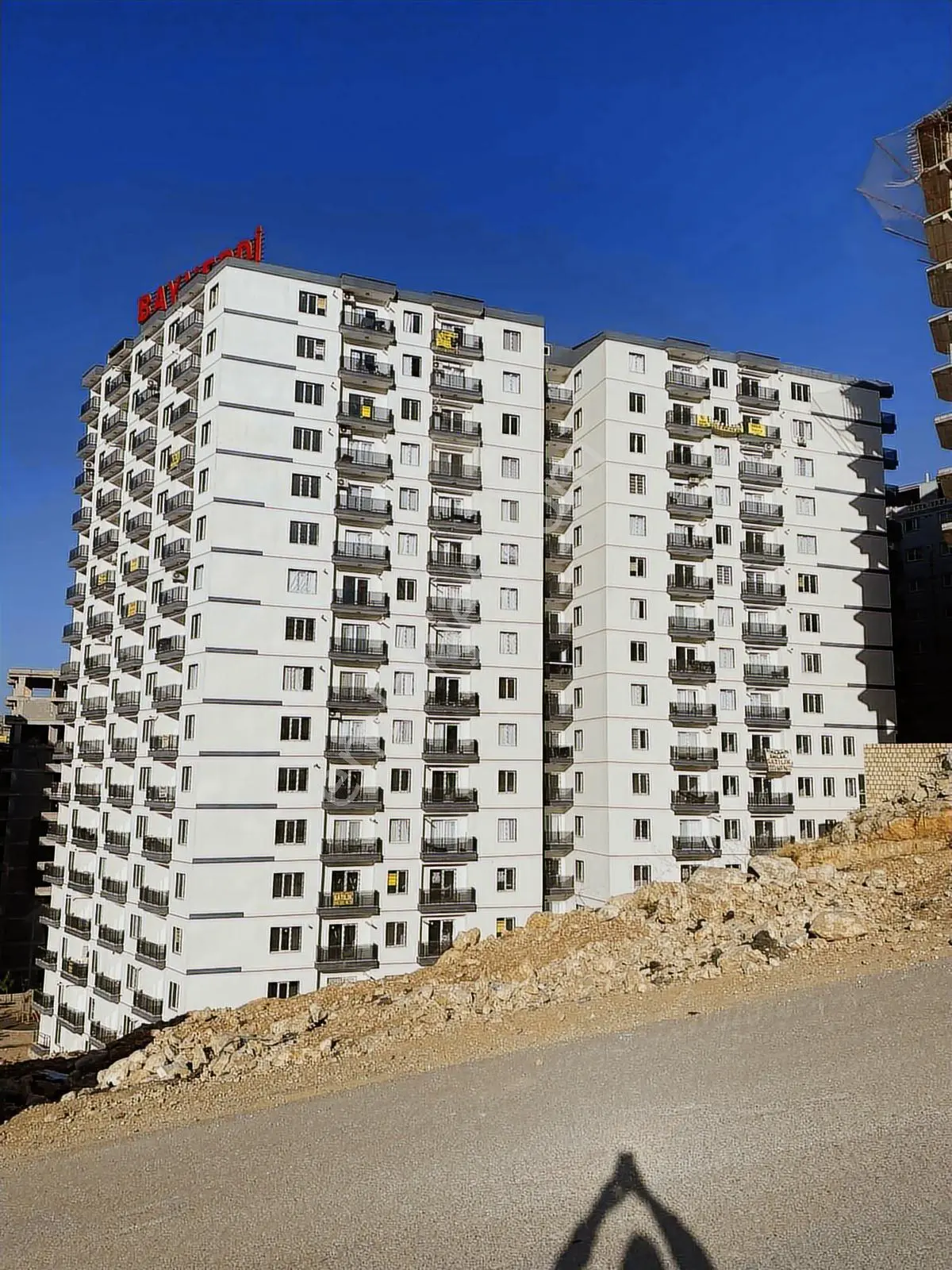 Ada Emlaktan Eşyalı Kiralık Daire