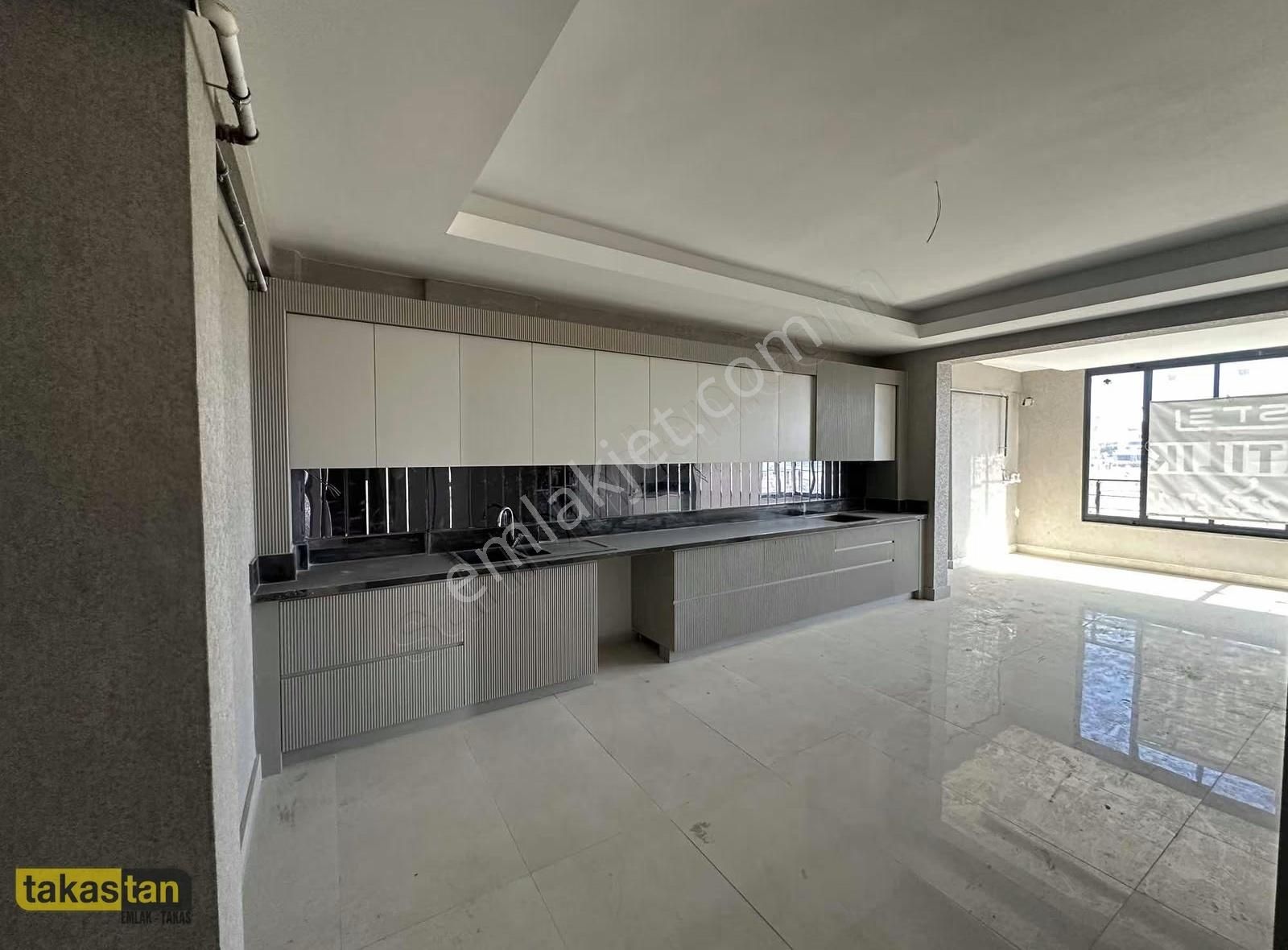 İbrahimlide Ultra Lüks 3.5+1 Lüks Daireler