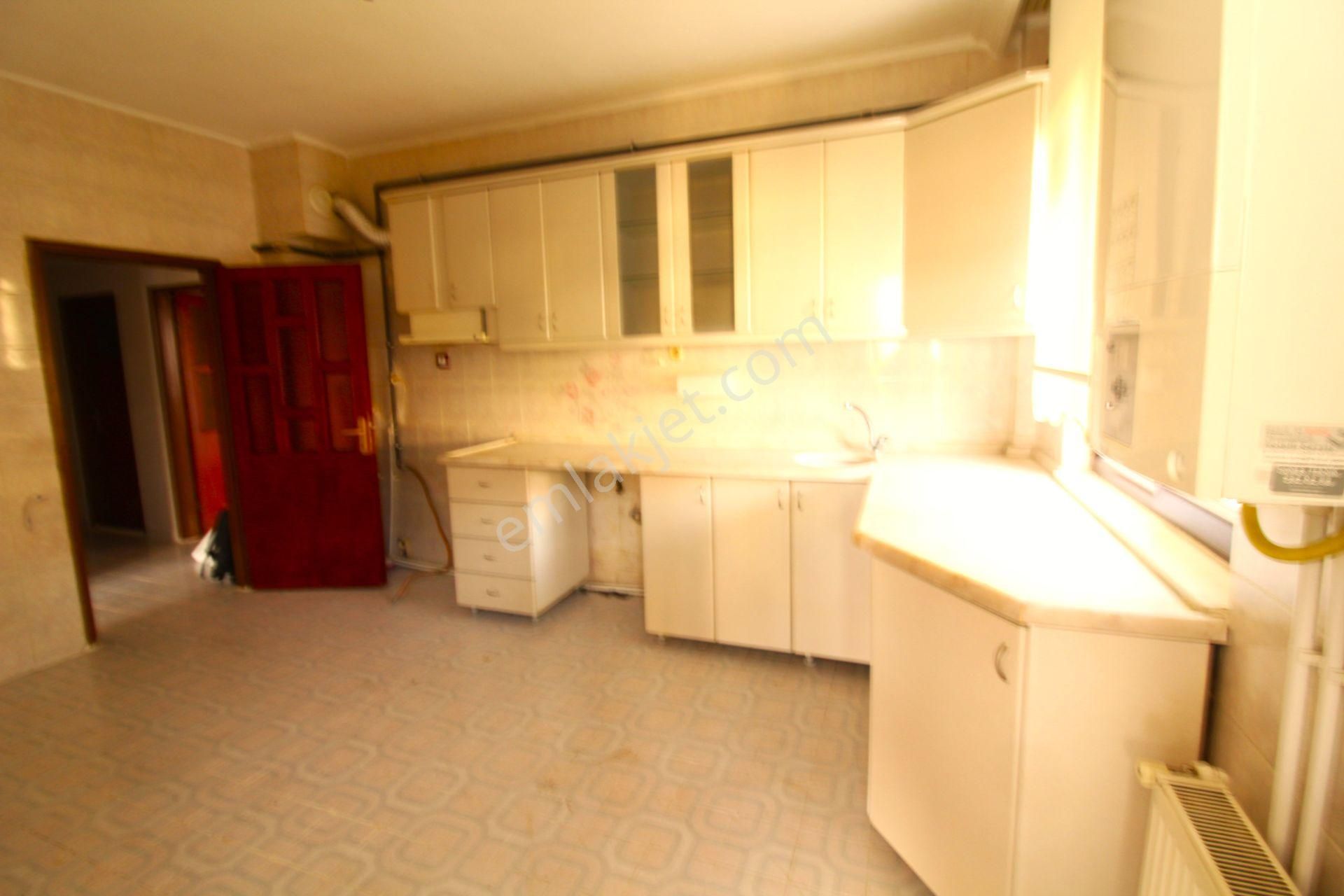 Ergazi Kiralık Daire 3+1 140m2 Özpetek 5 Batıkent Yenimahalle - Görsel 19