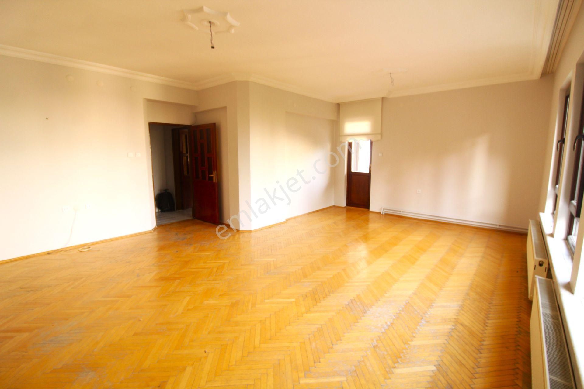 Ergazi Kiralık Daire 3+1 140m2 Özpetek 5 Batıkent Yenimahalle - Görsel 15