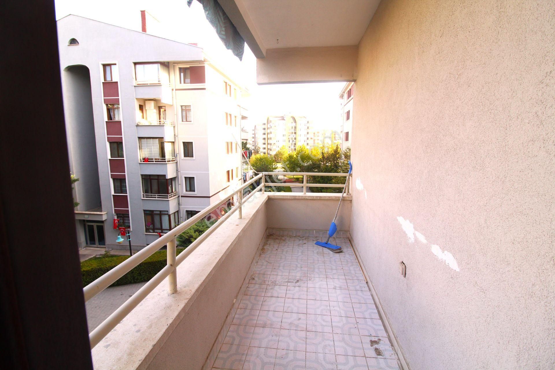 Ergazi Kiralık Daire 3+1 140m2 Özpetek 5 Batıkent Yenimahalle - Görsel 20