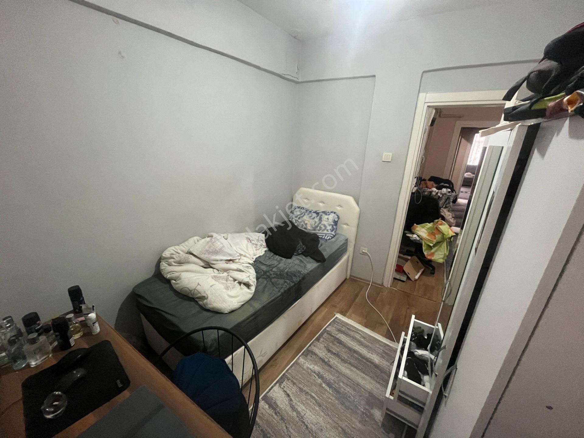 Üsküdar Sultan Tepede Marmaraya 7-8 Dakika Ara Kat 2+1 95m² - Görsel 27
