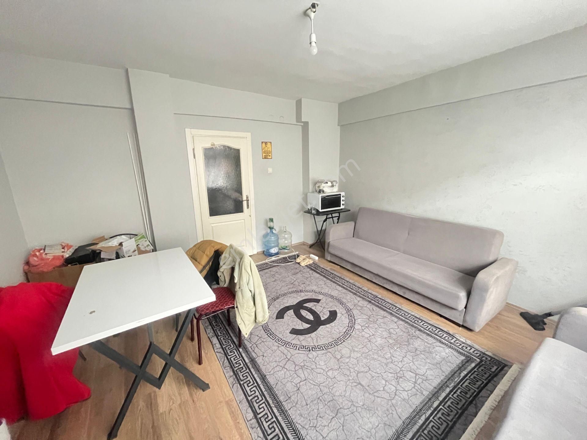 Üsküdar Sultan Tepede Marmaraya 7-8 Dakika Ara Kat 2+1 95m² - Görsel 21