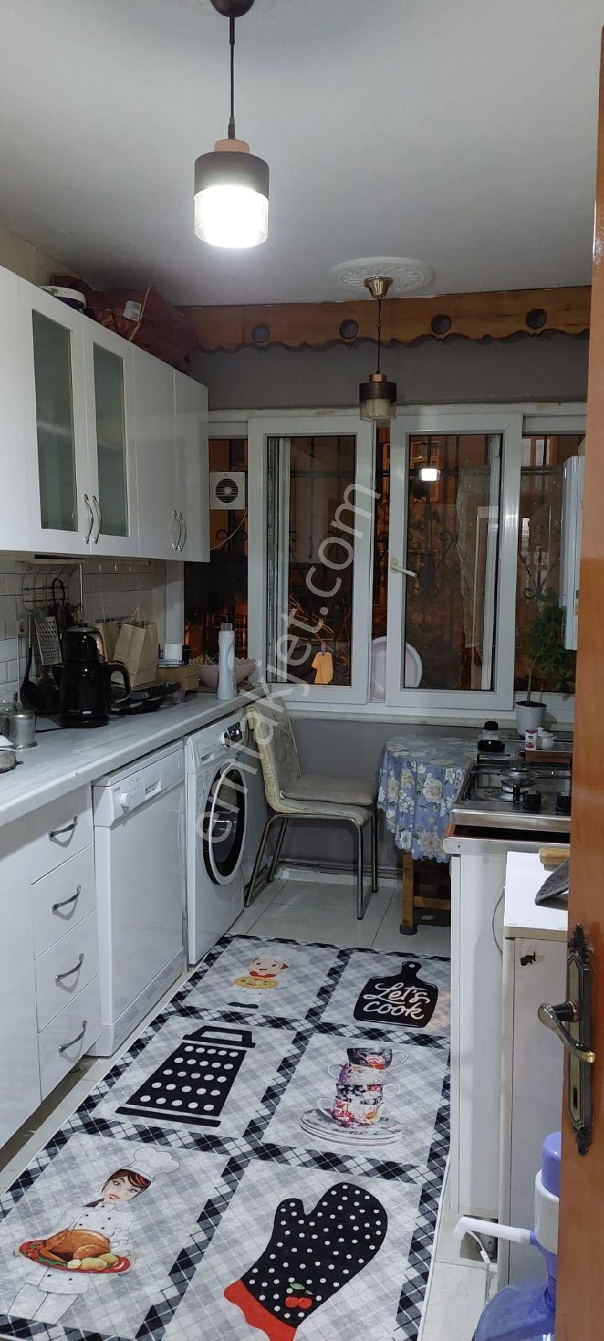 Kavacik Merkezde 100 M 2+1 Yüksek Giriş Daire