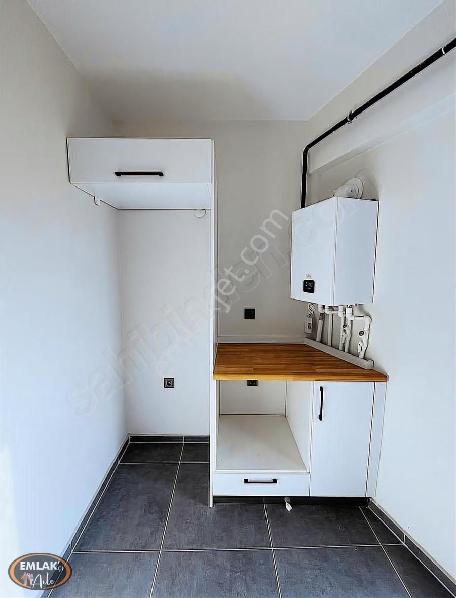 Bandırma'da Aydınlık Merkezi Konumda Sıfır Kiralık Ofis - Görsel 30