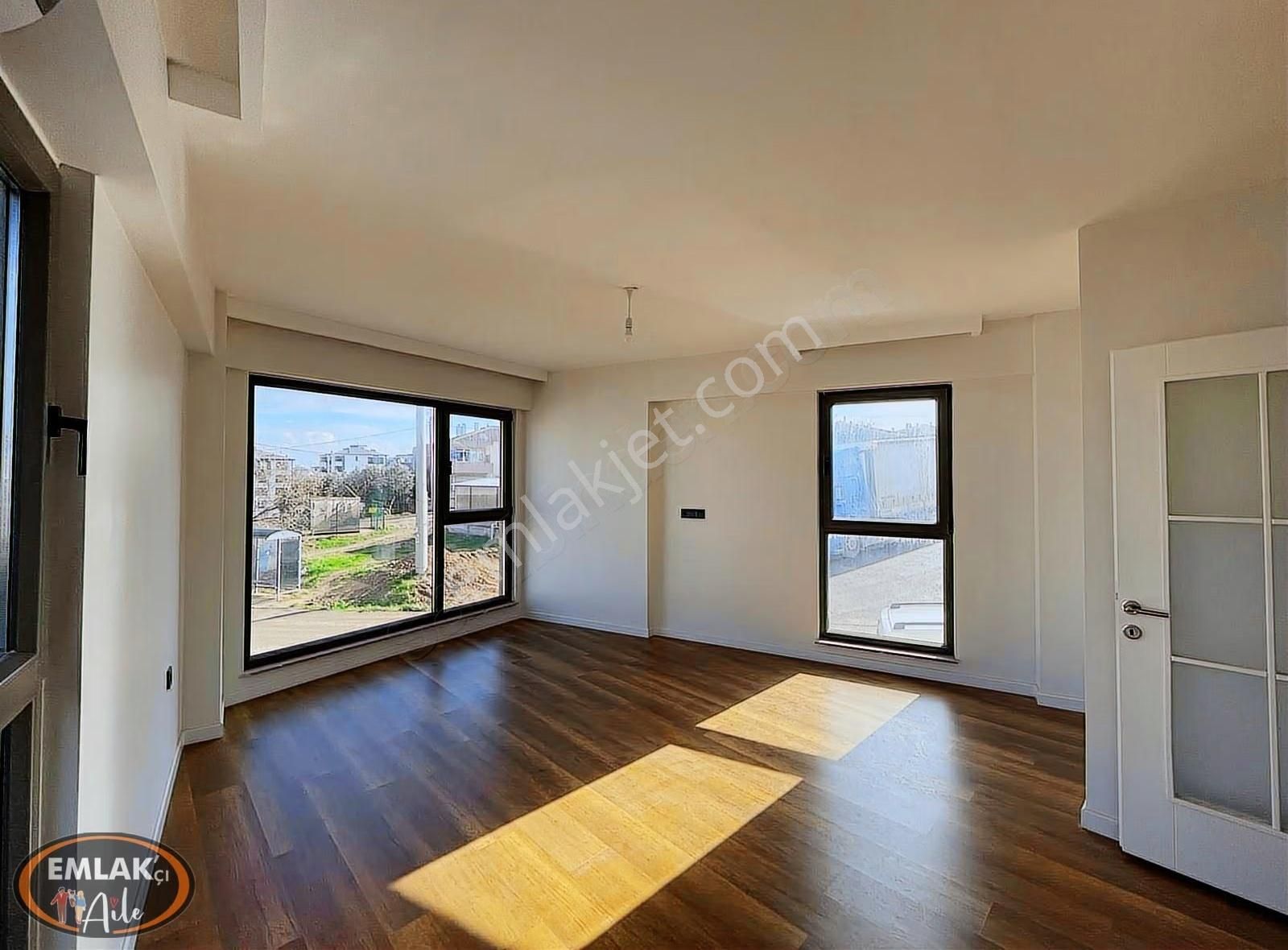 Bandırma'da Aydınlık Merkezi Konumda Sıfır Kiralık Ofis - Görsel 33