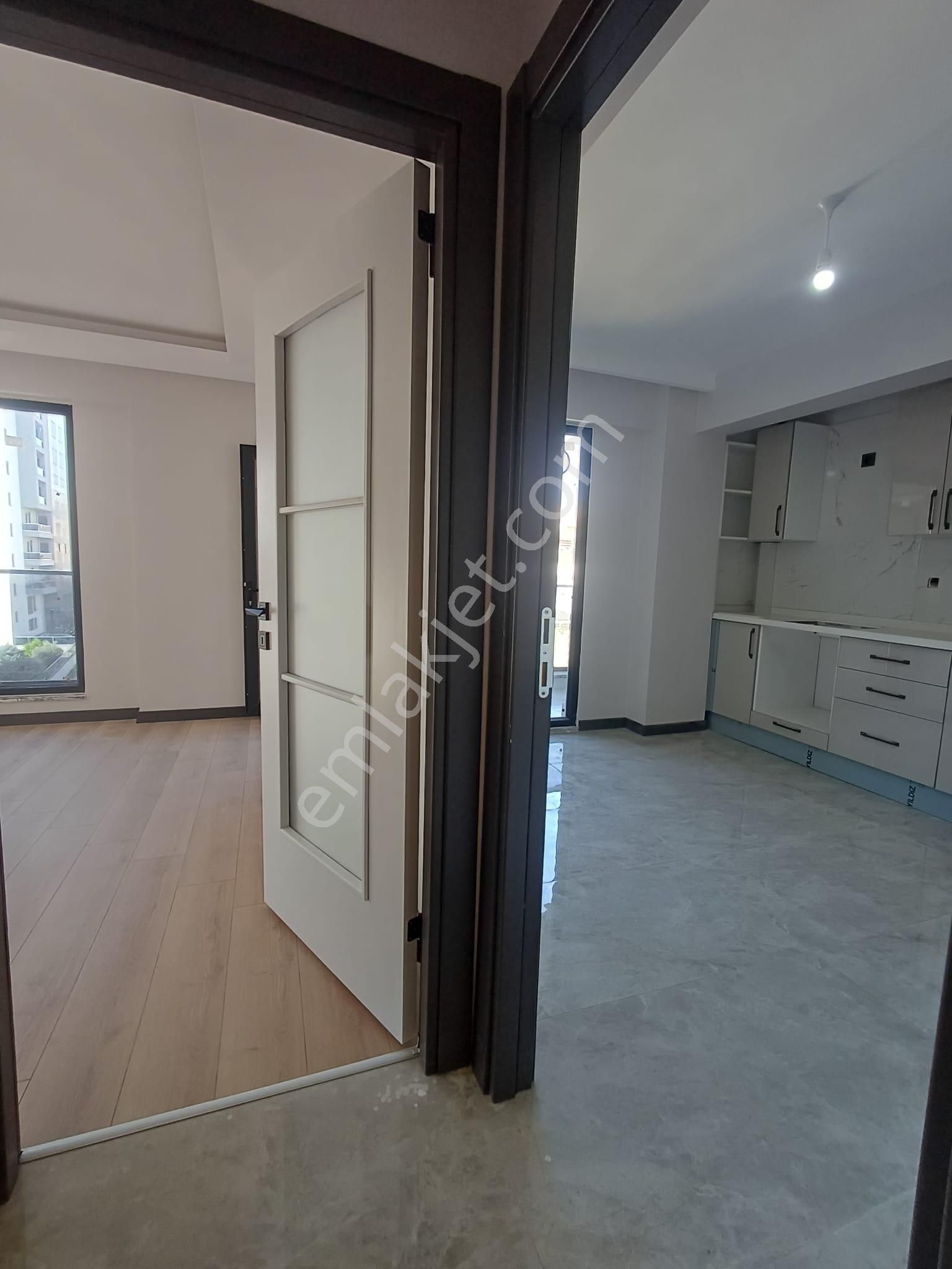 Mertcan Dan Hürriyet Mah Ebeveyn Banyolu 3+1 Arakat Lüks Daire - Görsel 22