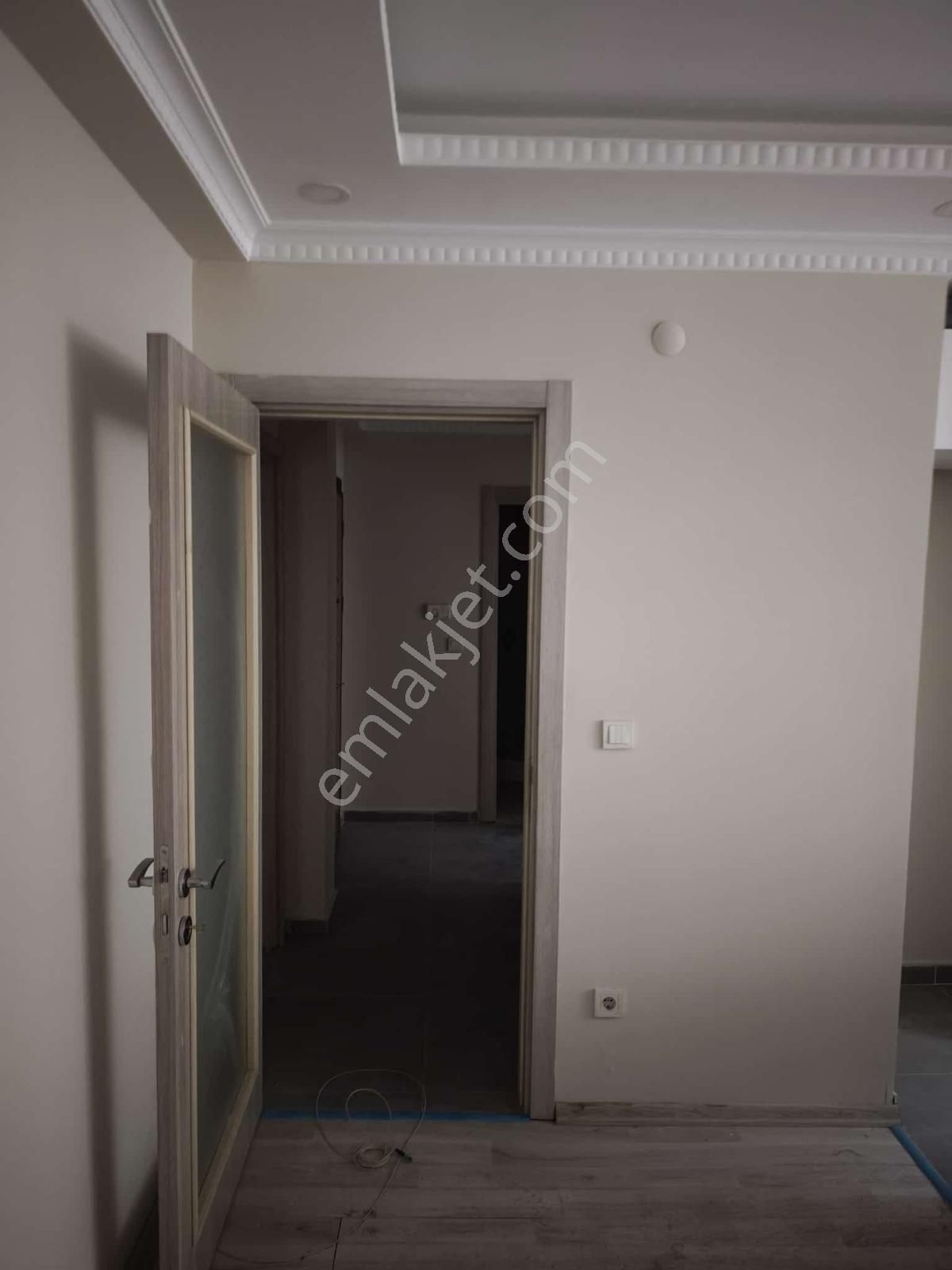 Arnavutköy Merkez Mahallesinde Kiralık 2+1 Daire - Görsel 6