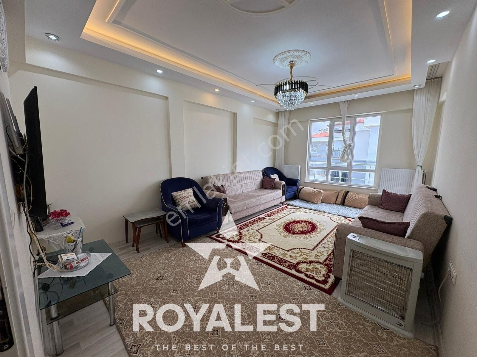 Royalest'ten Oldukça Bakımlı Yeni Binada Masrafsız Acil 2+1