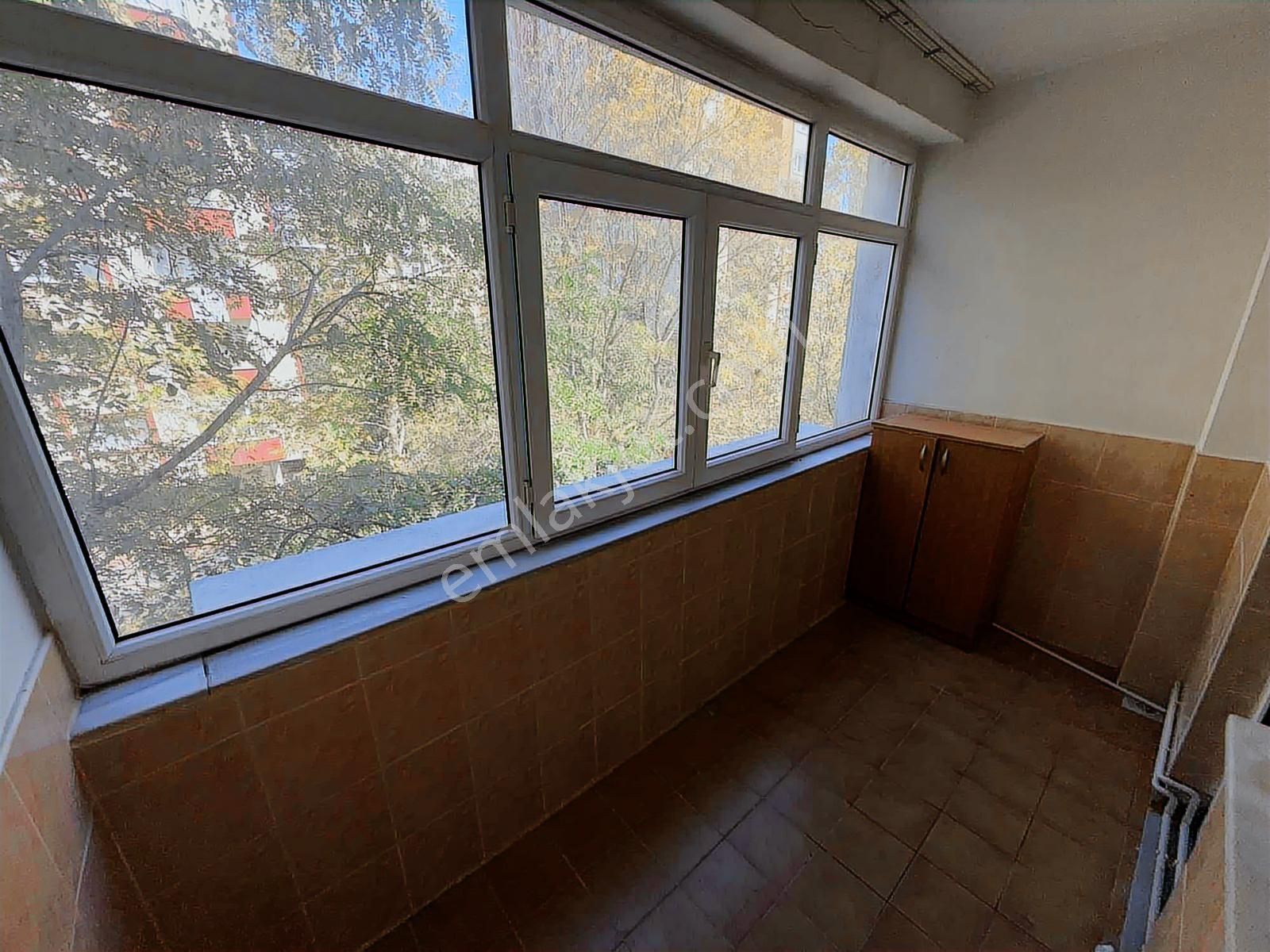 3 Ad.balkon!site'de!büyük 3+1 Hamidiye Mh.otoparklı!asansör - Görsel 3