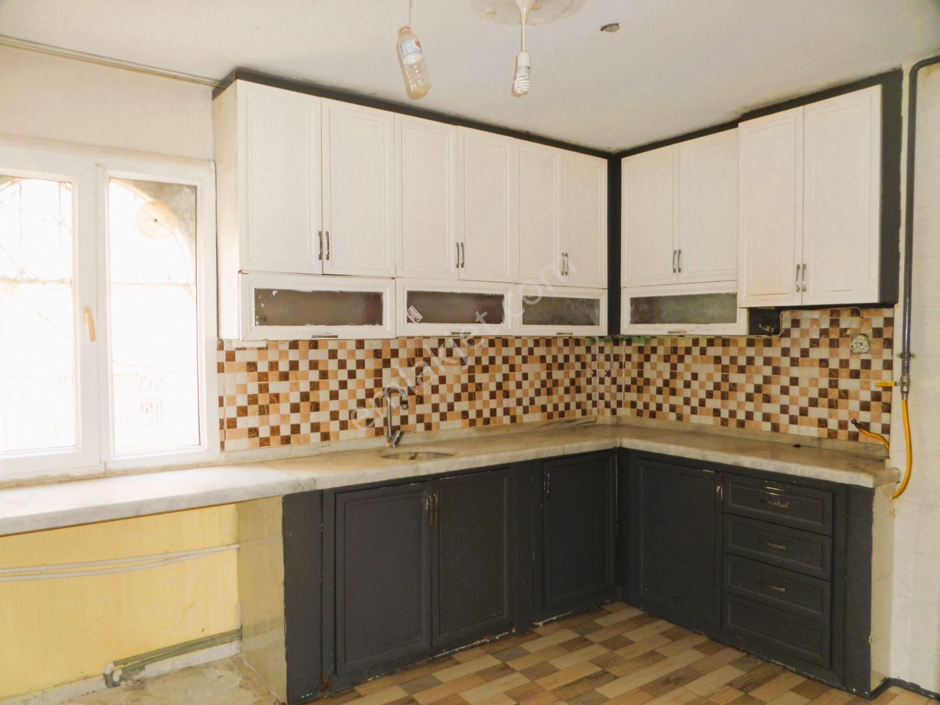 100.yılda,3+1 Kapalı Mut.doğalgazlı Kiralık Zemin Kat - Görsel 3