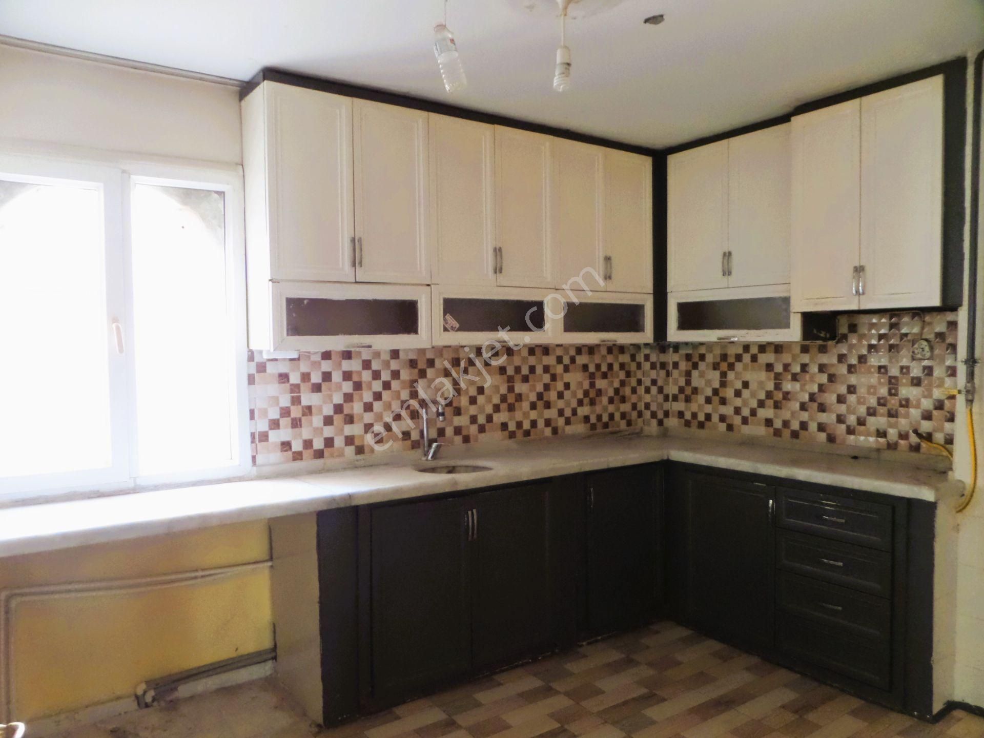 100.yılda,3+1 Kapalı Mut.doğalgazlı Kiralık Zemin Kat - Görsel 2