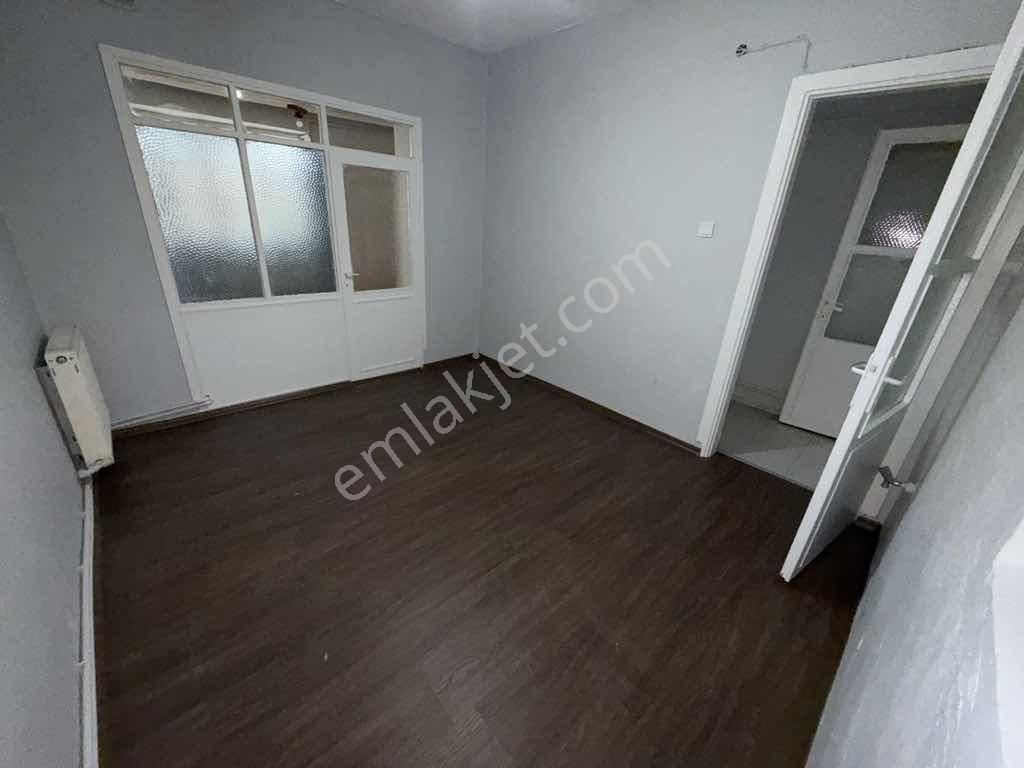 Metro:3 Dk Şişli Mecidiyeköy Merkezde Kiralık 2+1 Daire Boyalı - Görsel 14