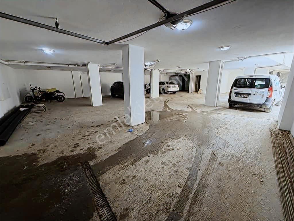 Kulaksızda Sıfır Binada Kapalı Otoparklı 2+1 Daire - Görsel 5