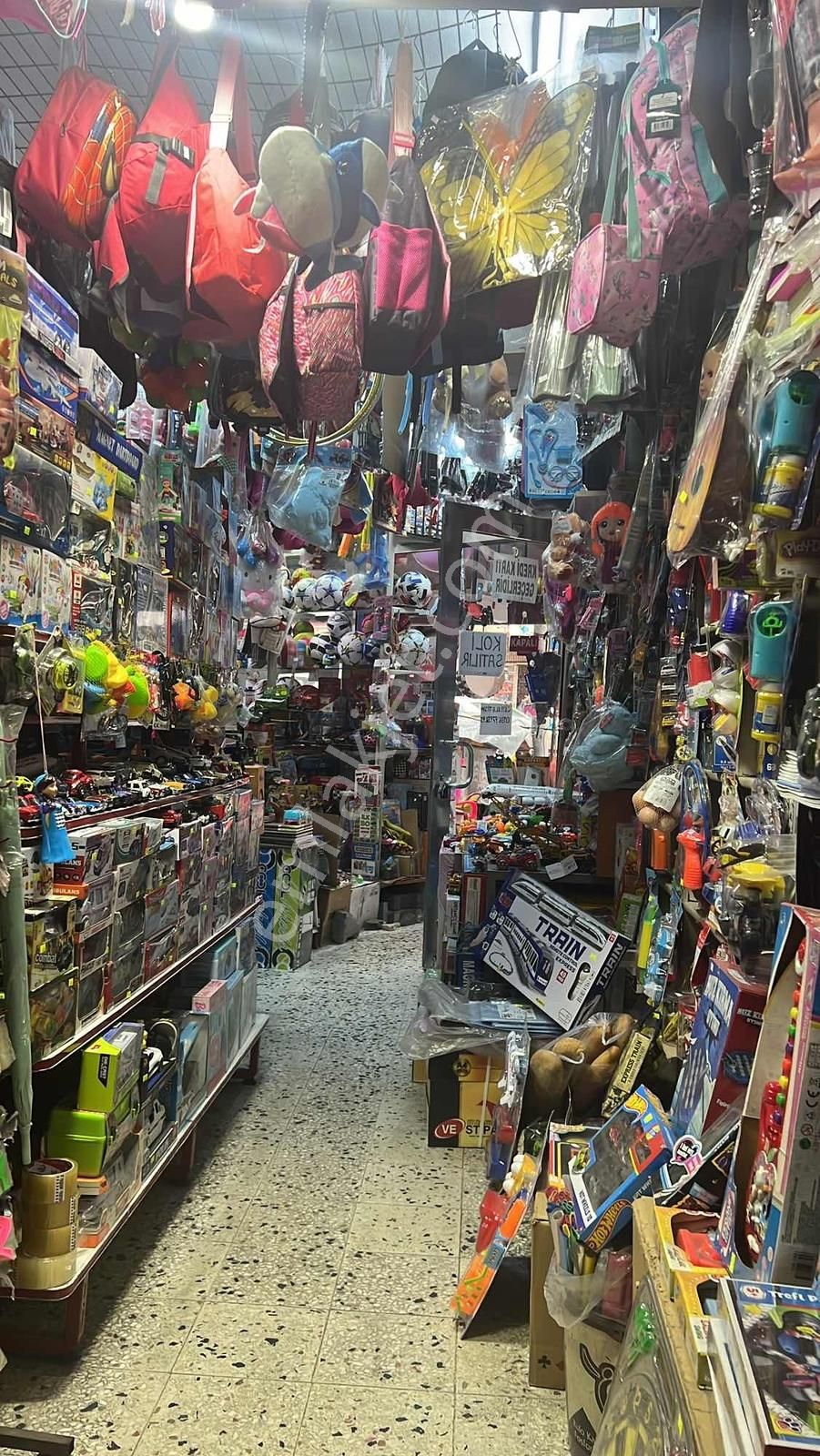 Küçükçekmece Kanarya Mh Devren Kiralık Oyuncak Dükkanı - Görsel 7