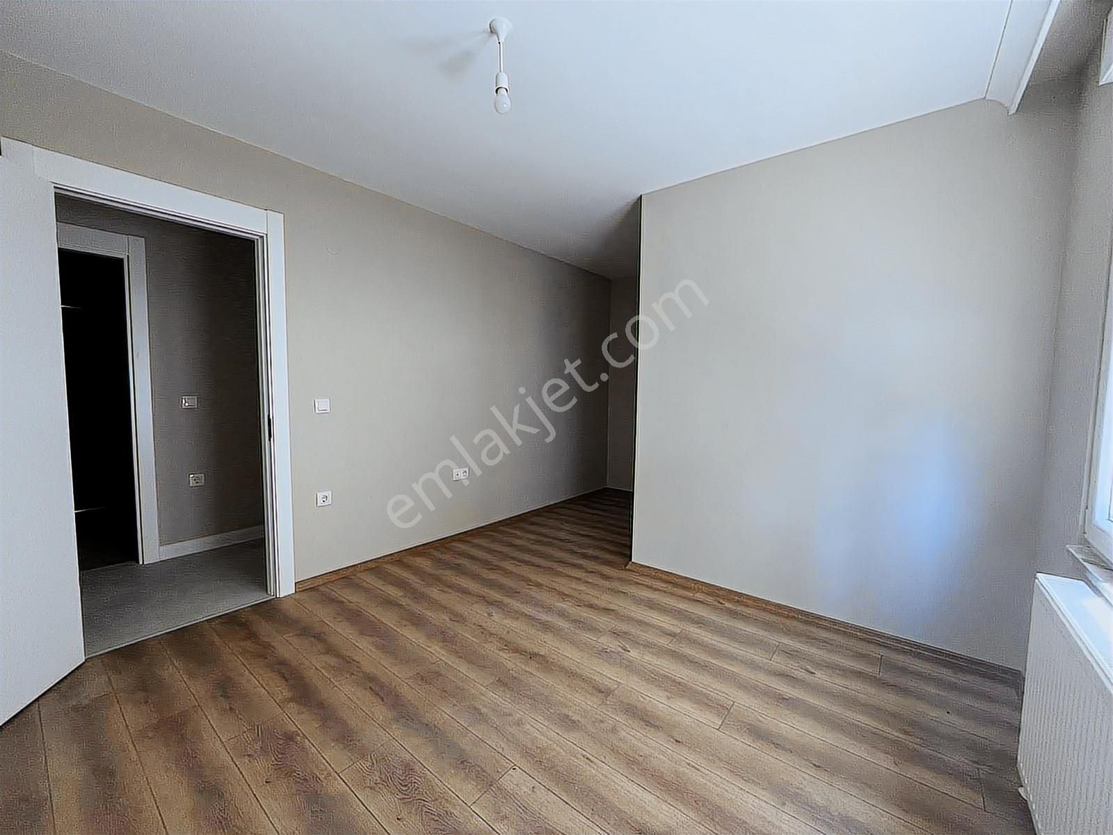 Koru Manzaralı Sıfır 1.kat 3+1 115m2 K. Otoparklı E.banyolu - Görsel 17