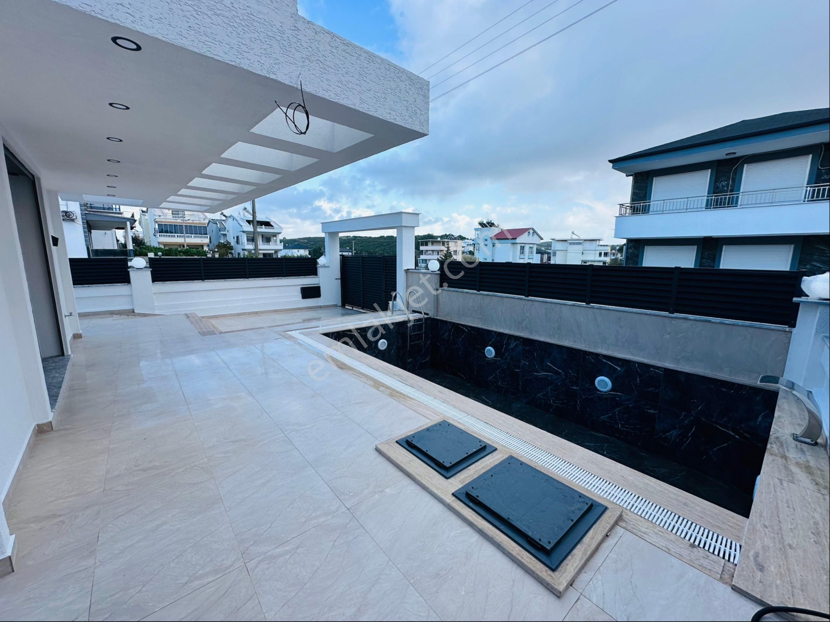 Didimde Denize 450m Mesafede Satılık Lüks Villa - Görsel 3