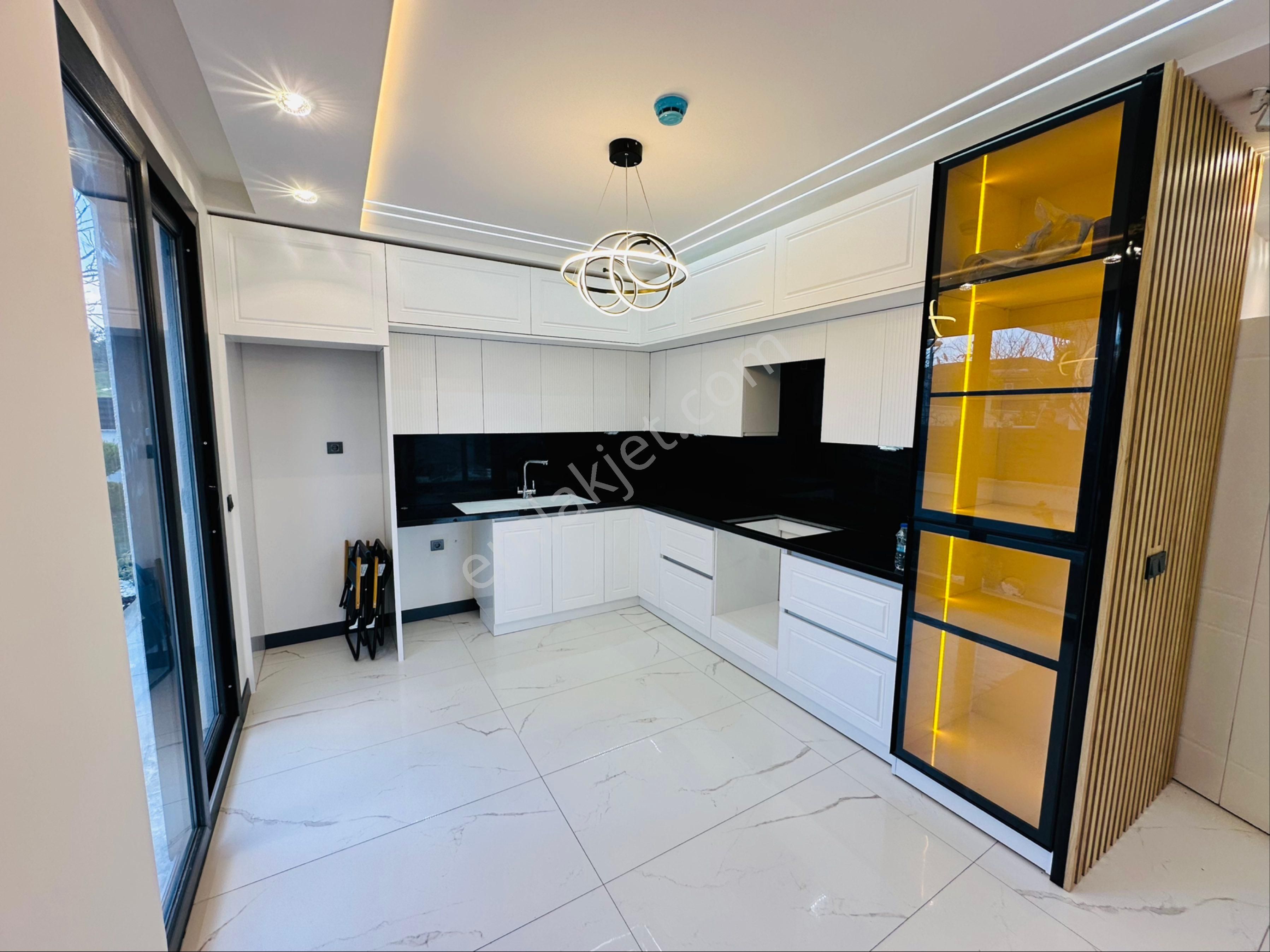 Didimde Denize 450m Mesafede Satılık Lüks Villa - Görsel 17