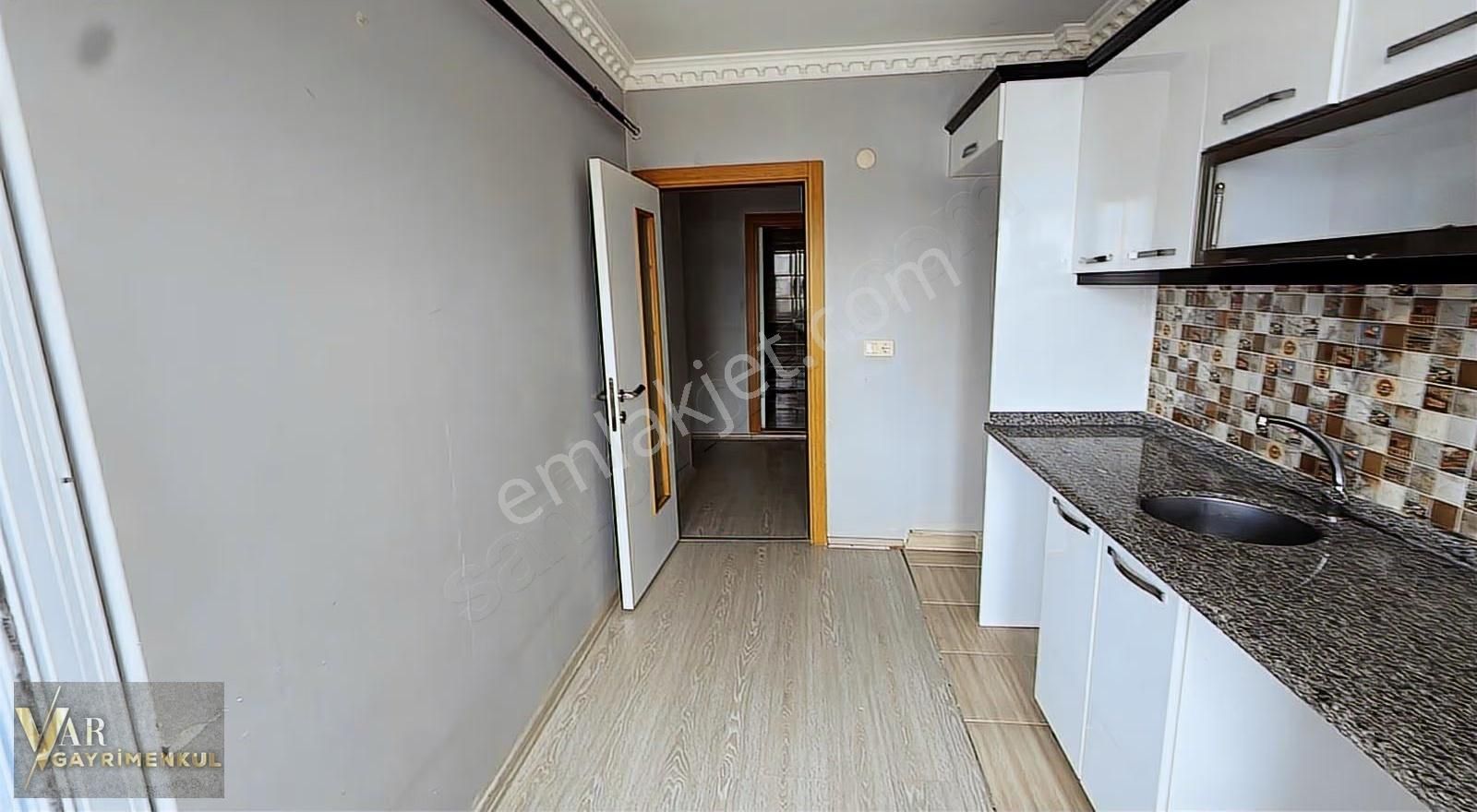 Çerkezköy Bağlık'ta 2+1 Ön Cephe Ara Kat Cadde Üzeri Daire - Görsel 18