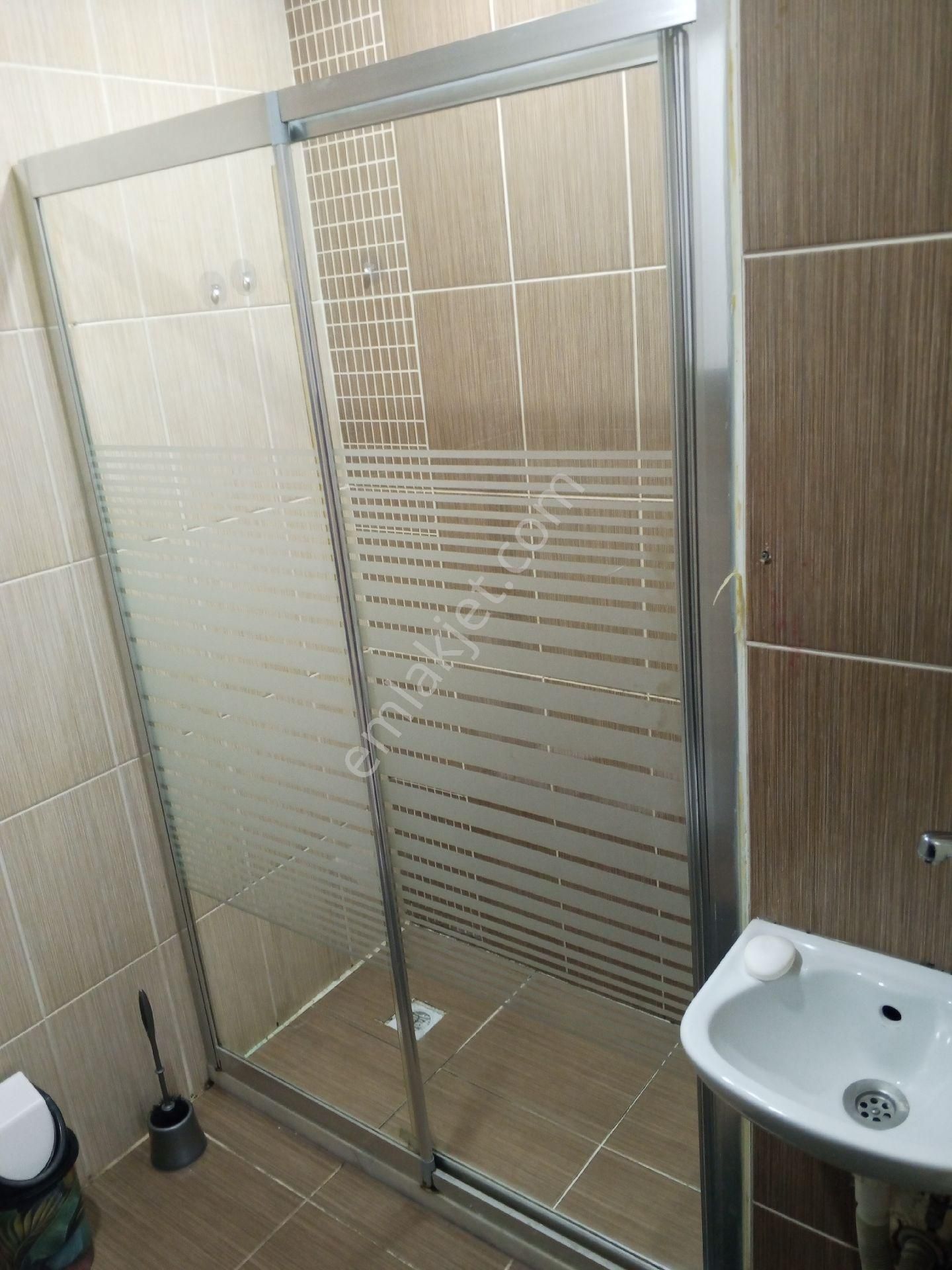 Üniversite Caddesi'nde Eşyalı 1+1 Aylık Ödemeli Kiralık Daire - Görsel 8