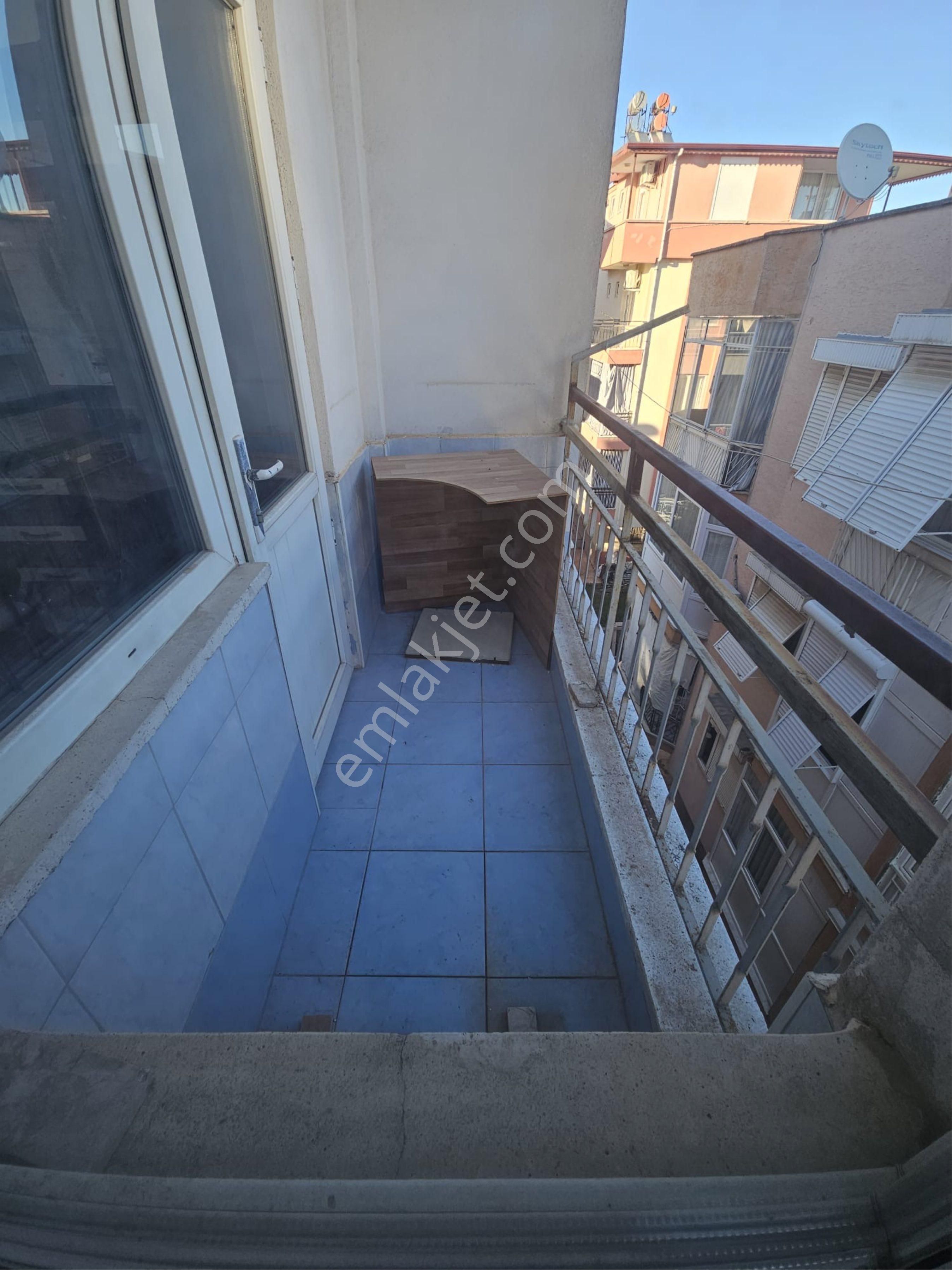 Kepez Gündoğdu Mahallesinde Kiralık 2+1 3.kat 120m2 Net - Görsel 7