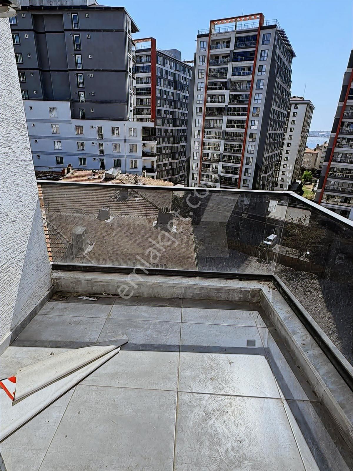 Küçükçekmece Fatih Mahallesi 2+1 Klimalı Satılık Daire - Görsel 9